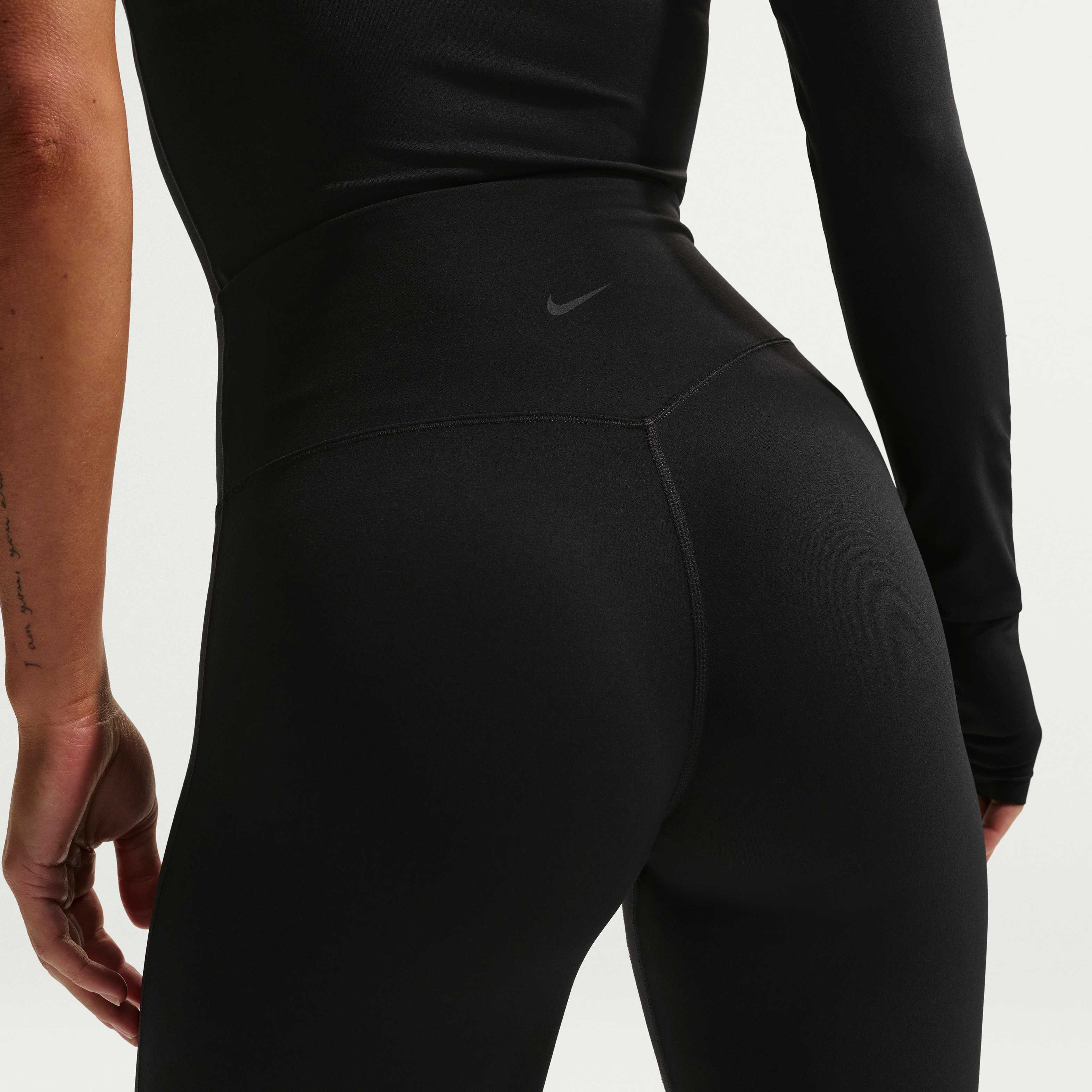 Nike Zenvy image number 2