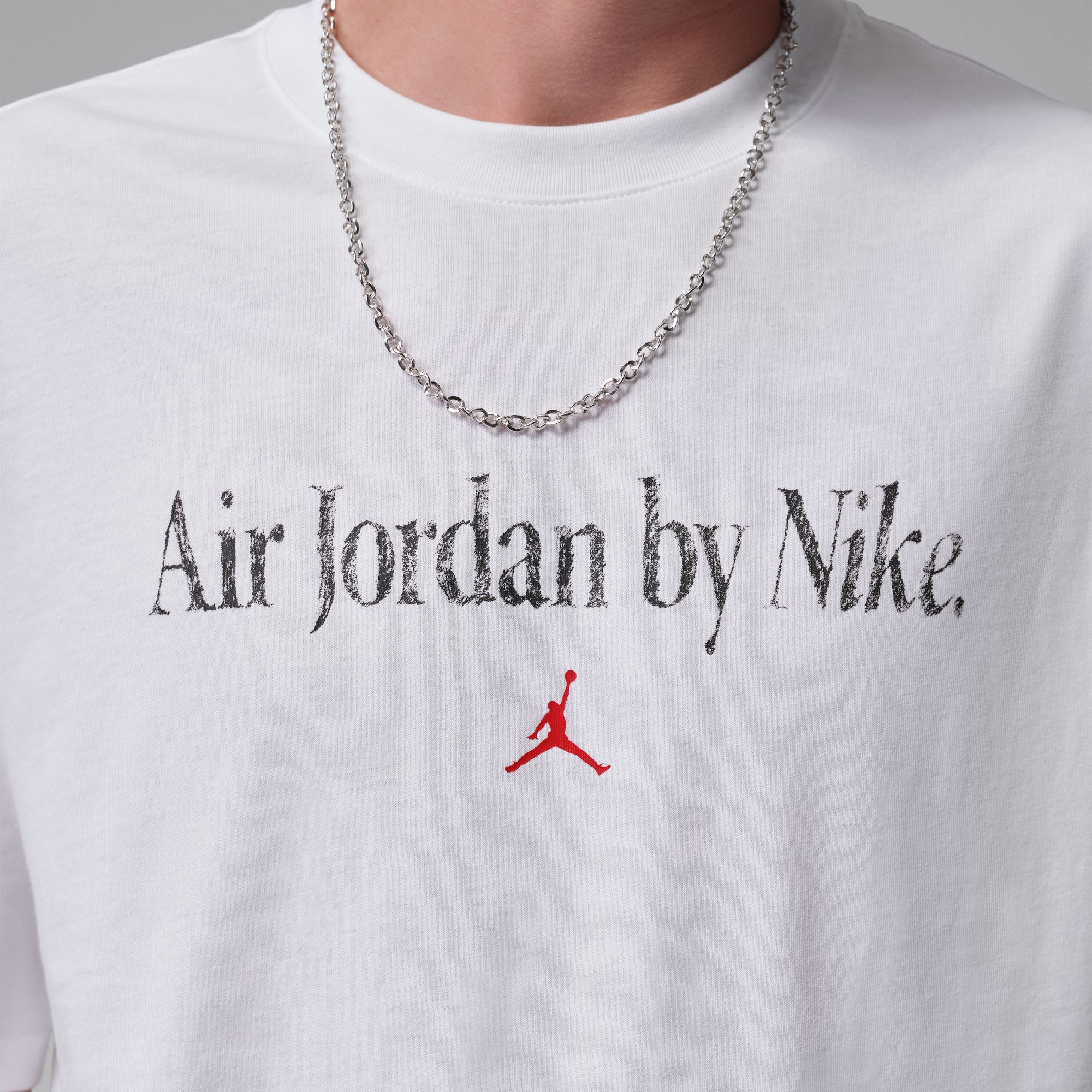 Jordan Brooklyn image number 3