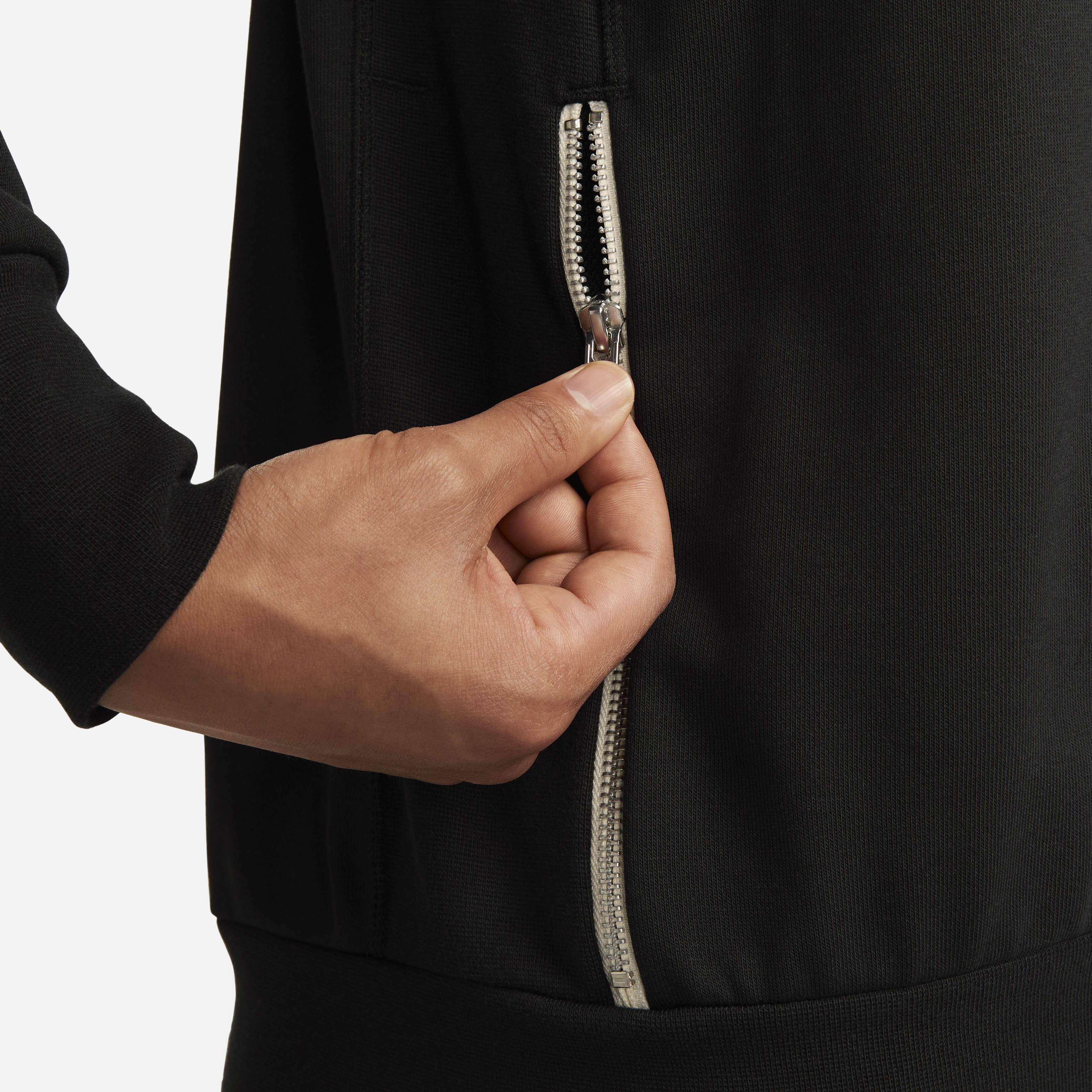 Giannis Standard Issue image number 3