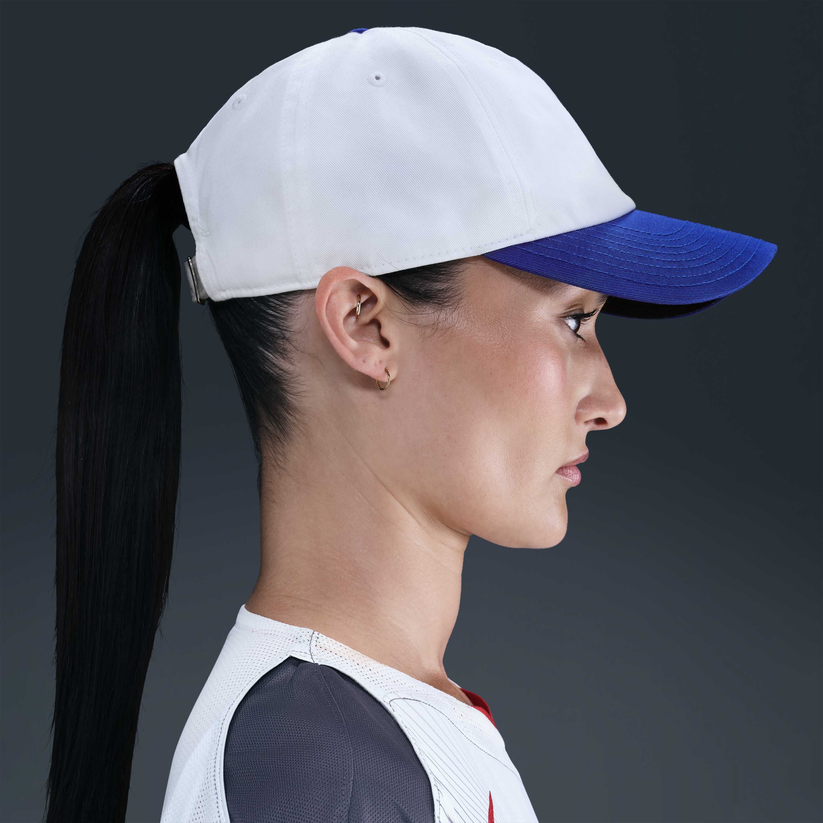 Nike Club image number 1