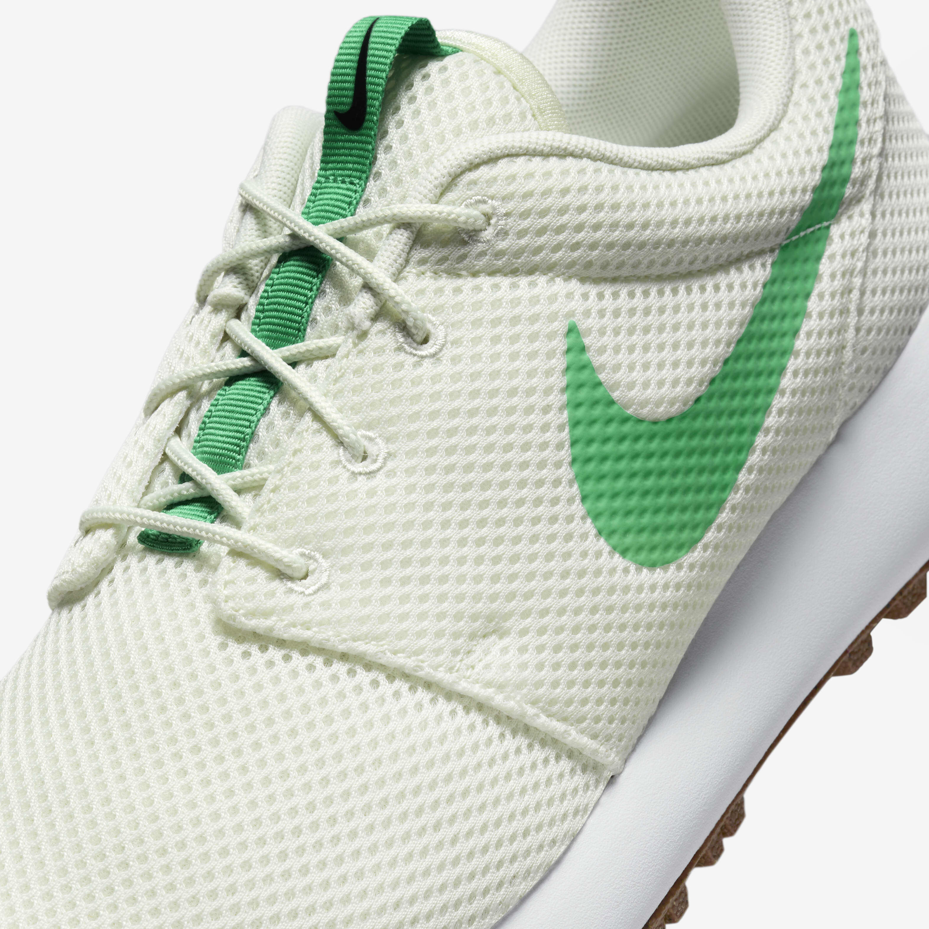 Roshe tennis store