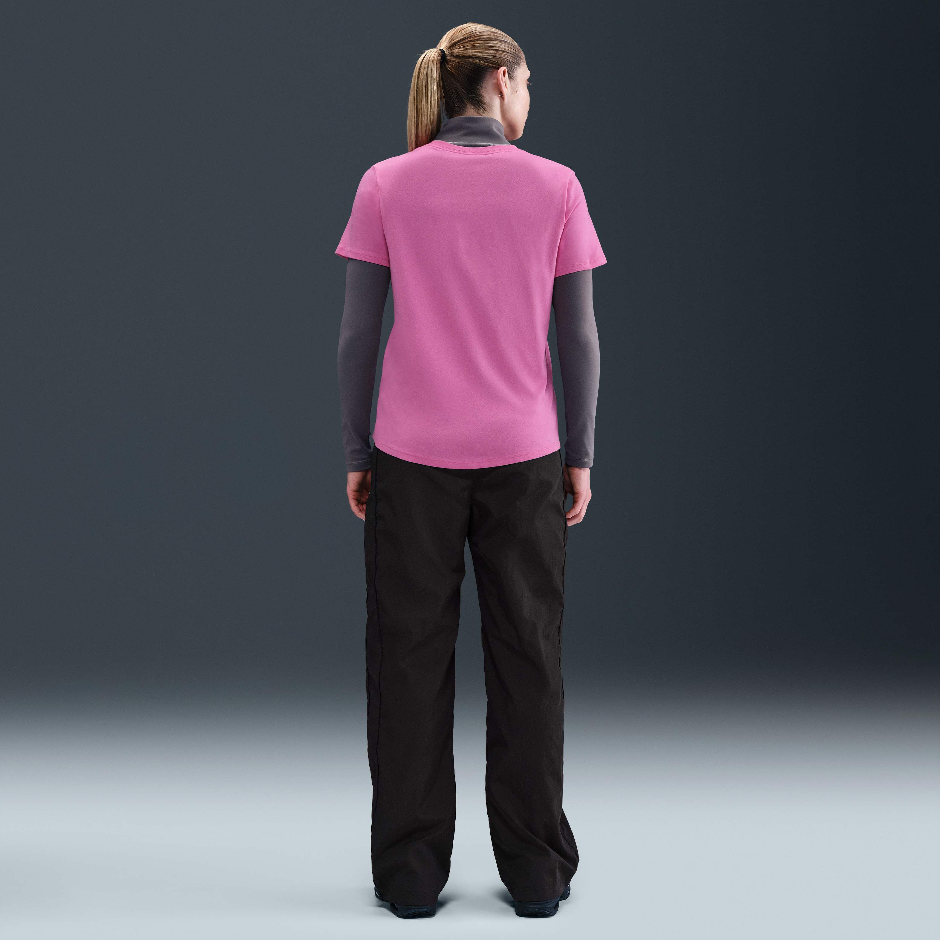 Nike Sportswear Club Essentials image number 4