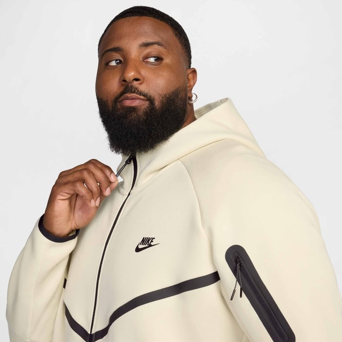 Nike Tech image number 13 Nike Tech image number 13