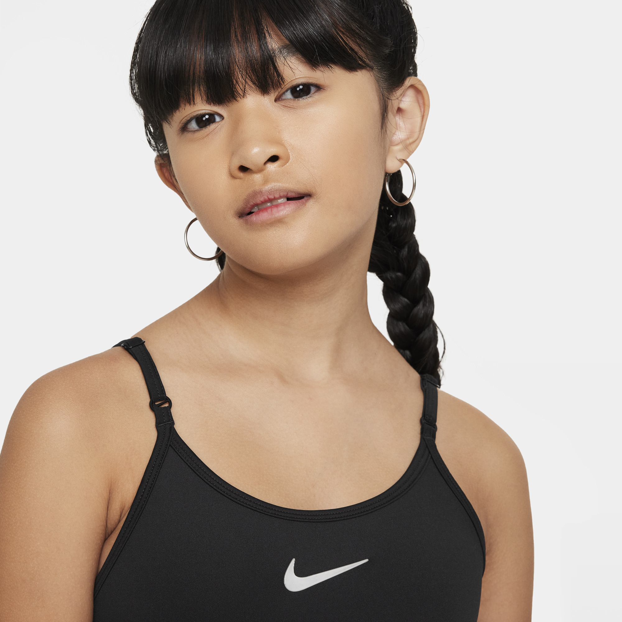 Nike sports cheap bra little girl