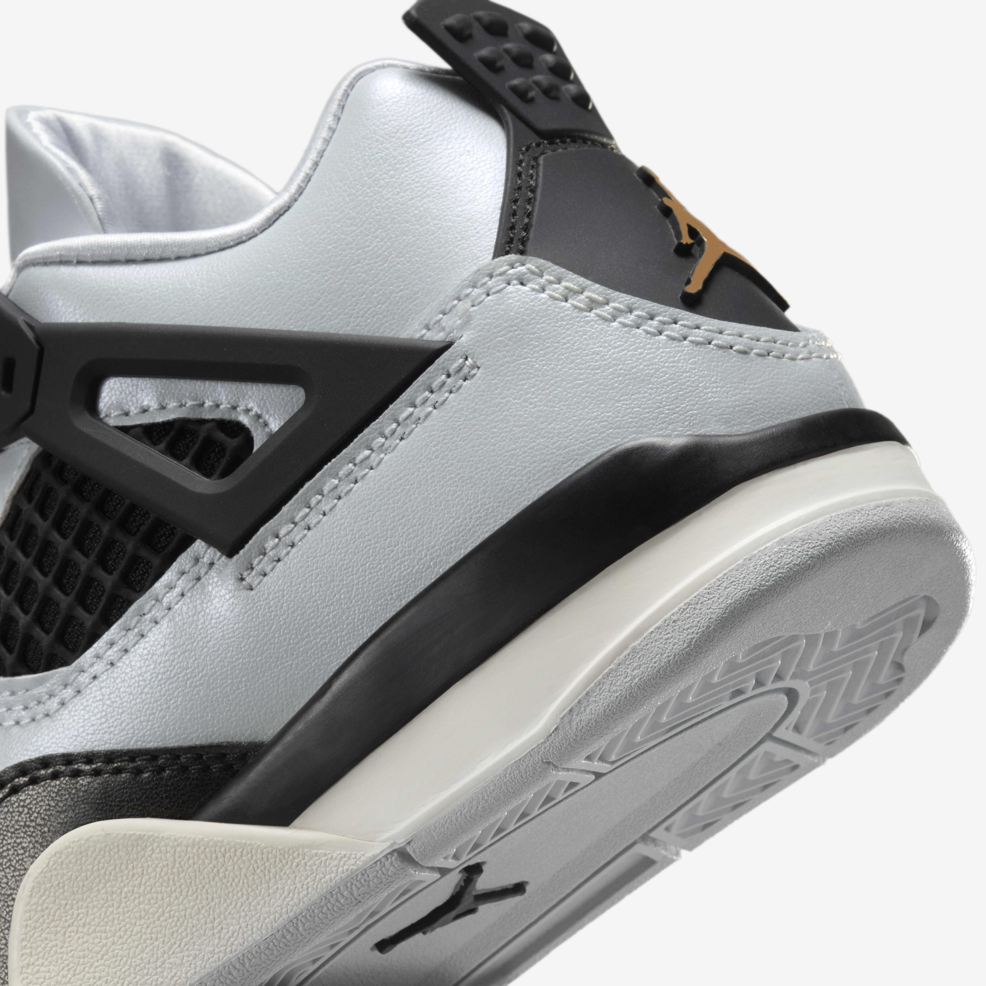 Jordan 4 Retro image number 7