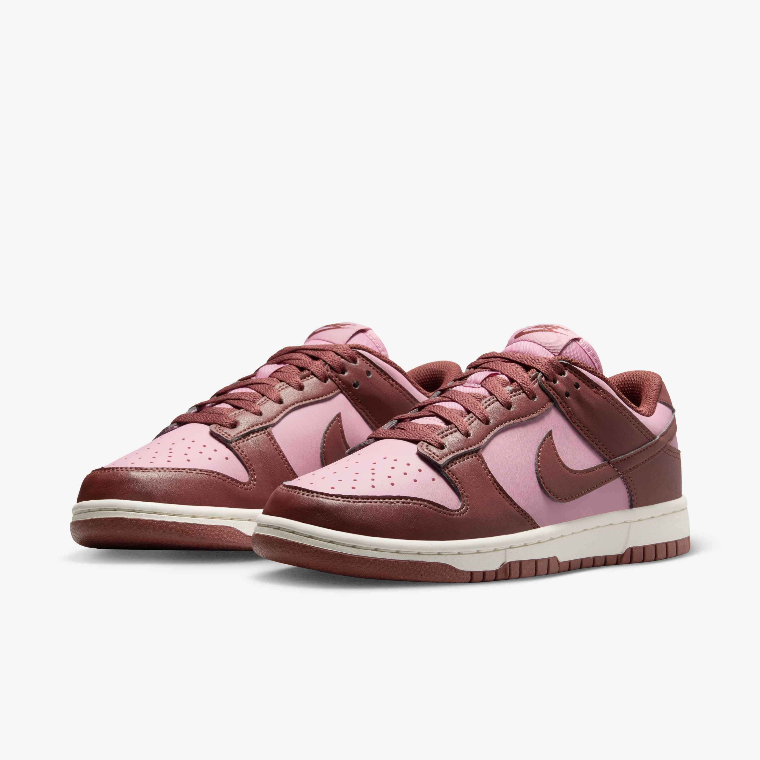 Nike Dunk Low Next Nature image number 4