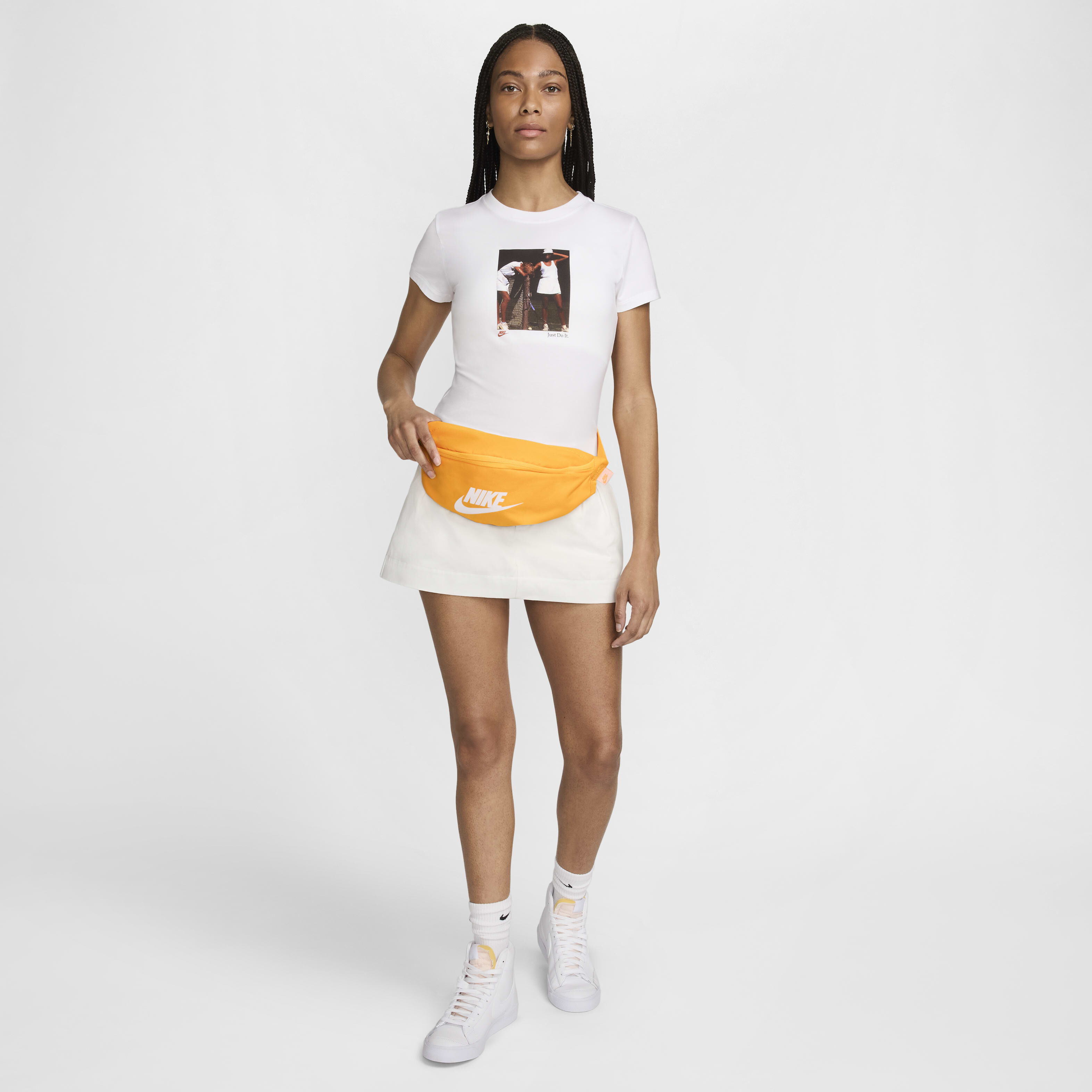 نايكي هيرتج image number 8