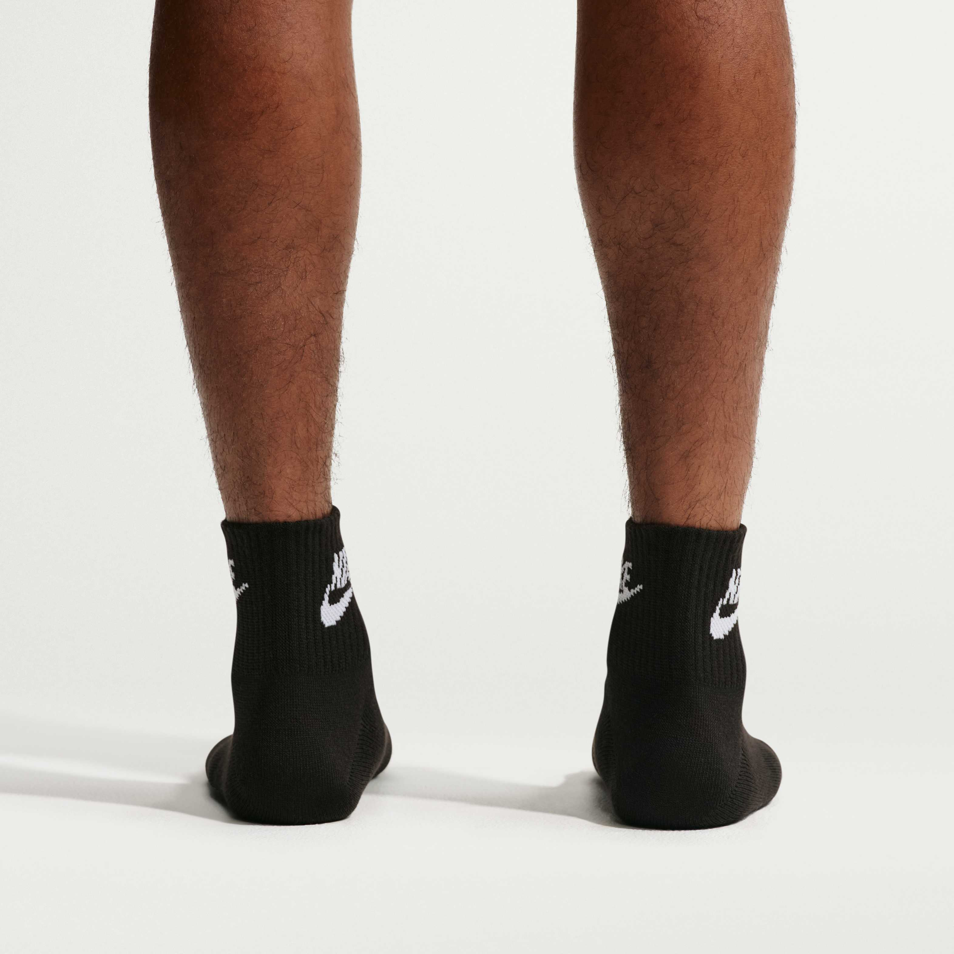Nike Everyday Essential image number 4