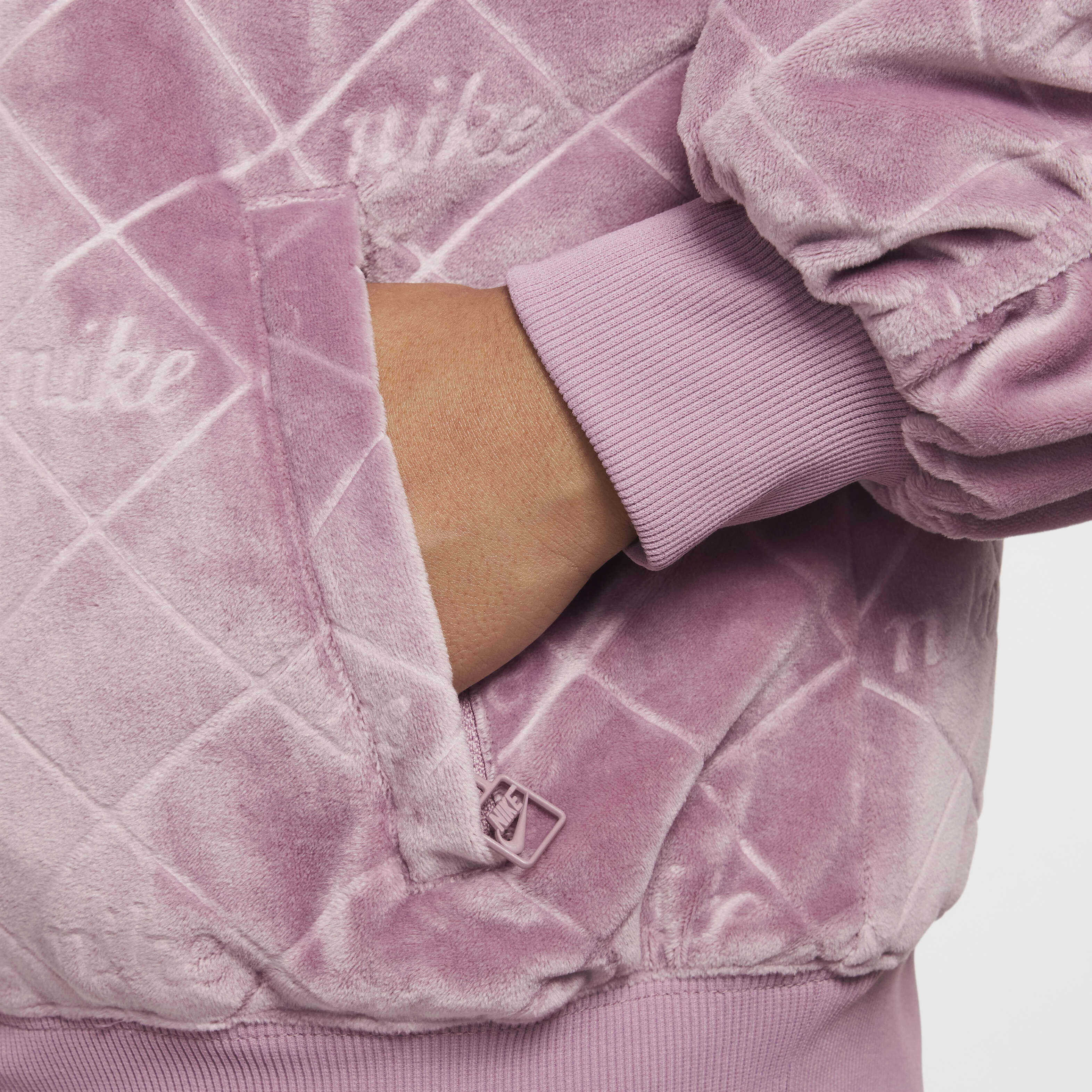 نايكي سبورتسوير image number 4