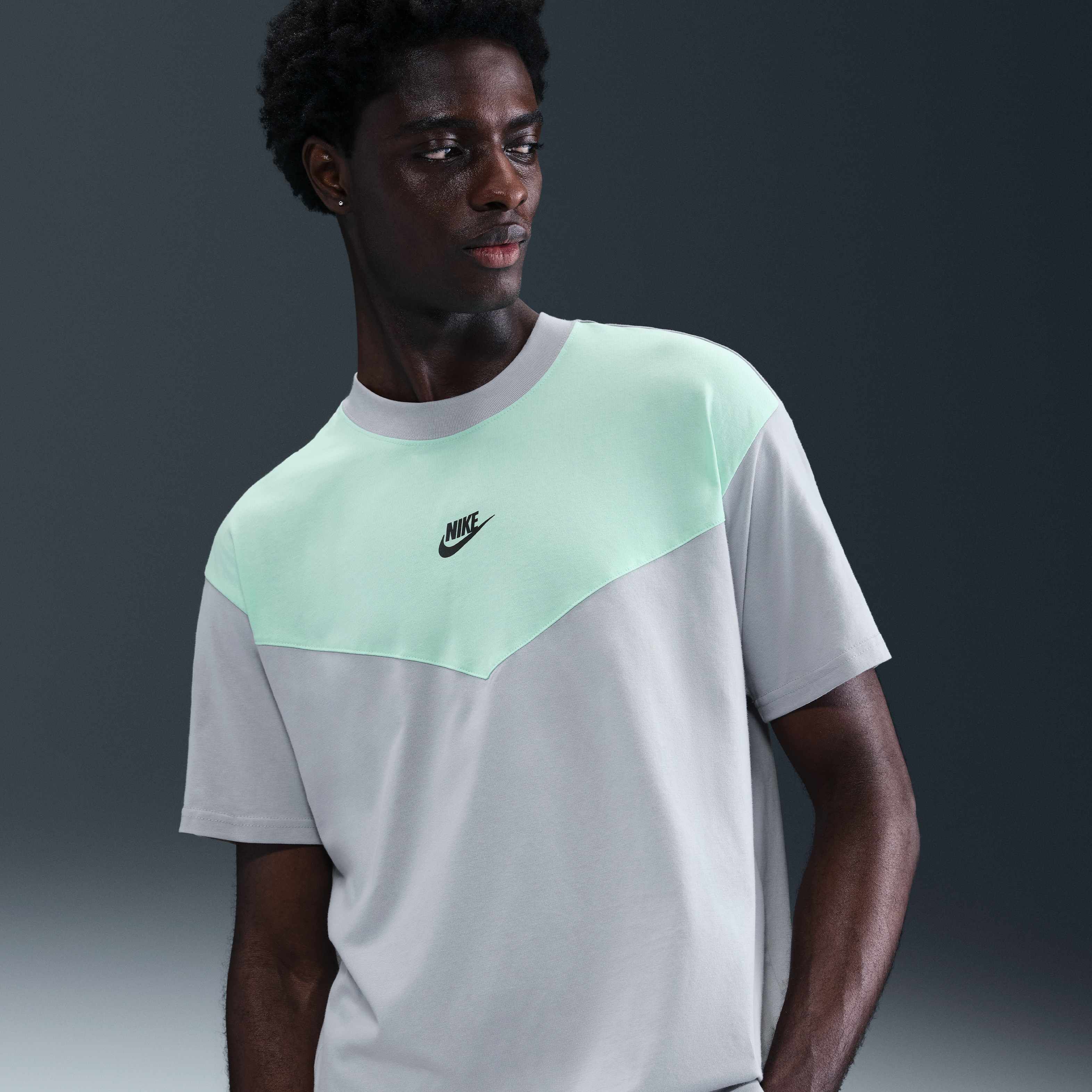 Nike Sportswear image number 0
