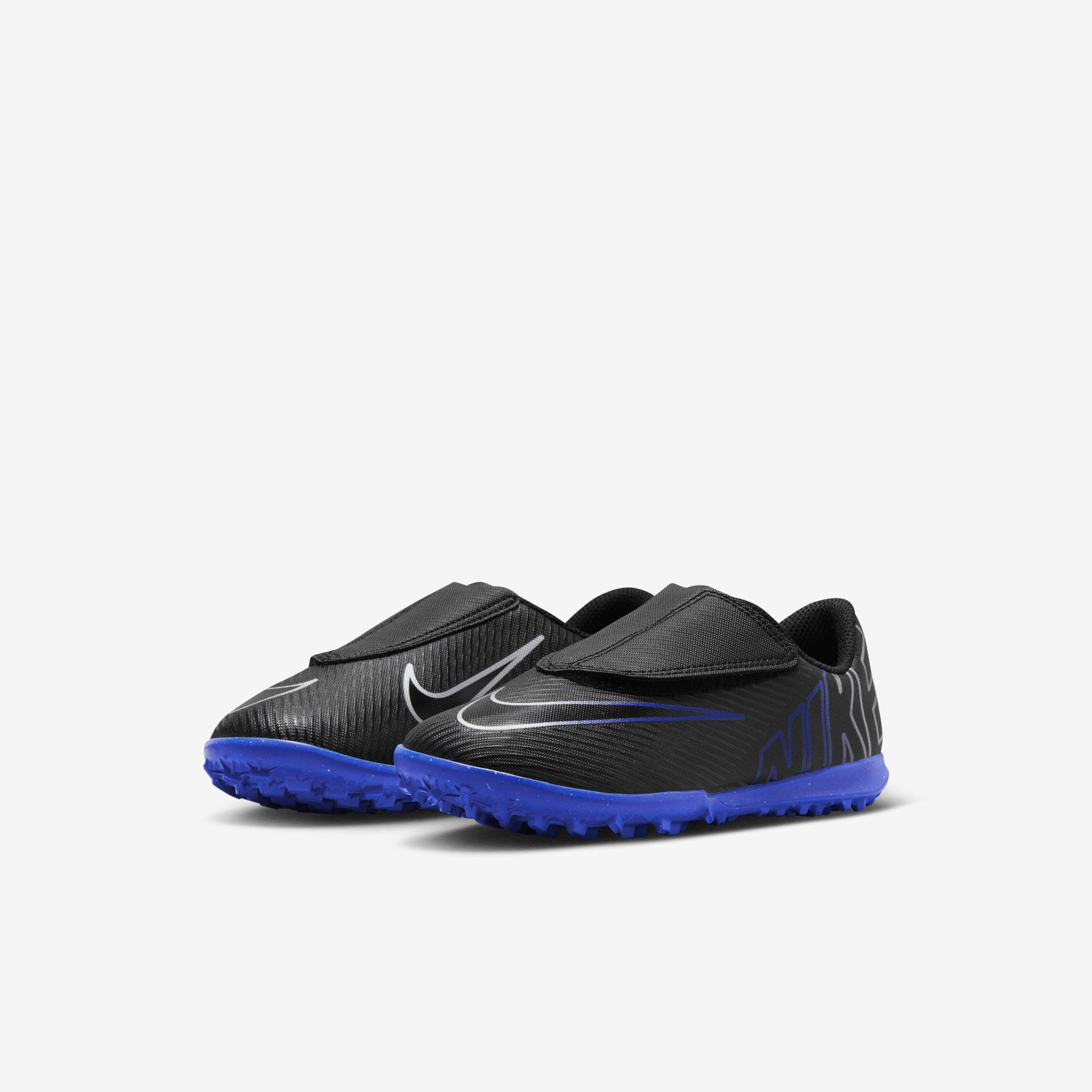 Buy Nike Jr. Mercurial Vapor 15 Club Younger Kids Turf Low Top Football Shoes Nike Saudi Official