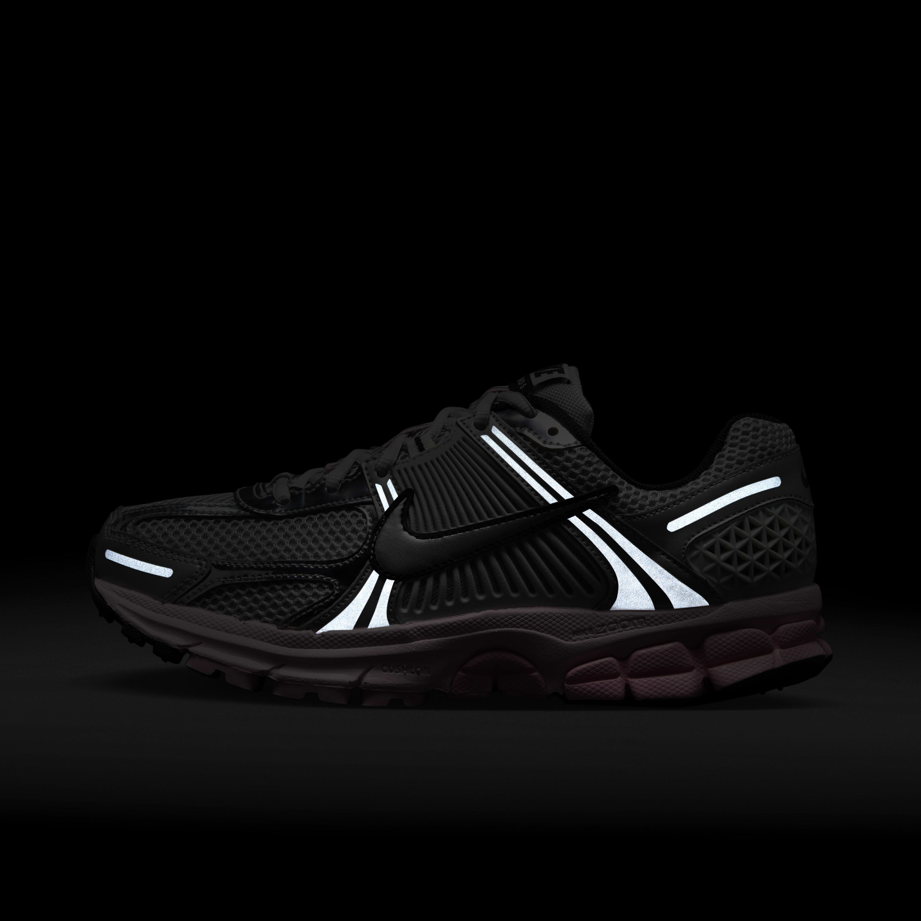 Nike Zoom Vomero 5 image number 10