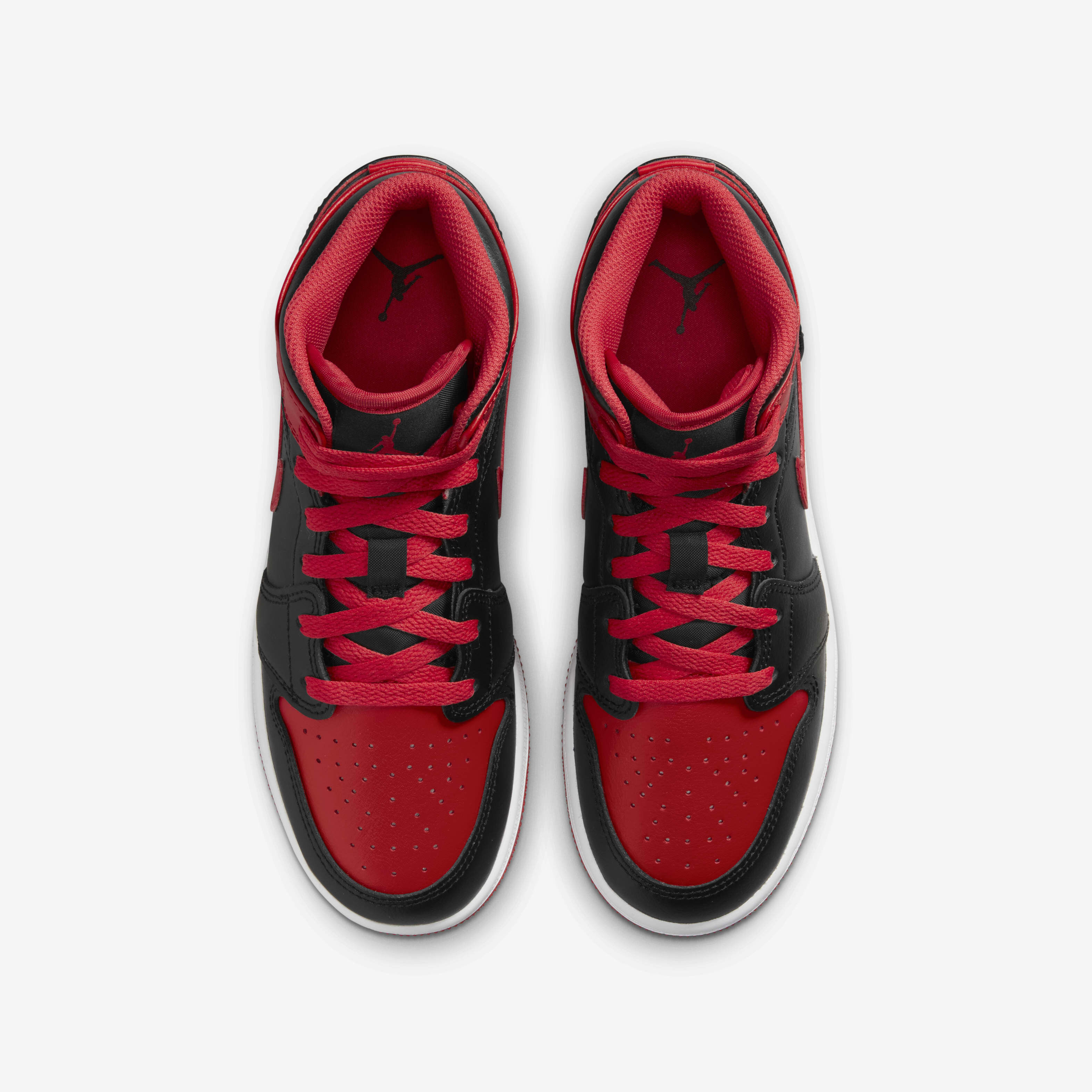 Air Jordan 1 Mid image number 3