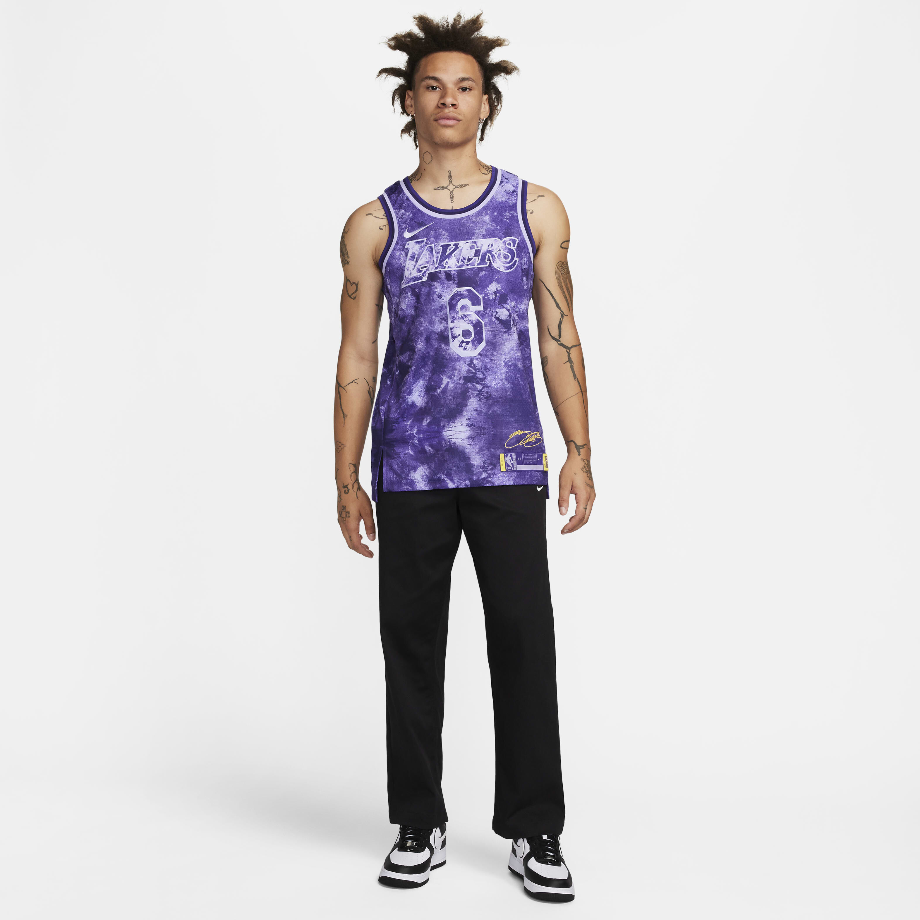 ليبرون جيمس لوس انجلوس ليكرز 2022/23 سلكت سيريز image number 8