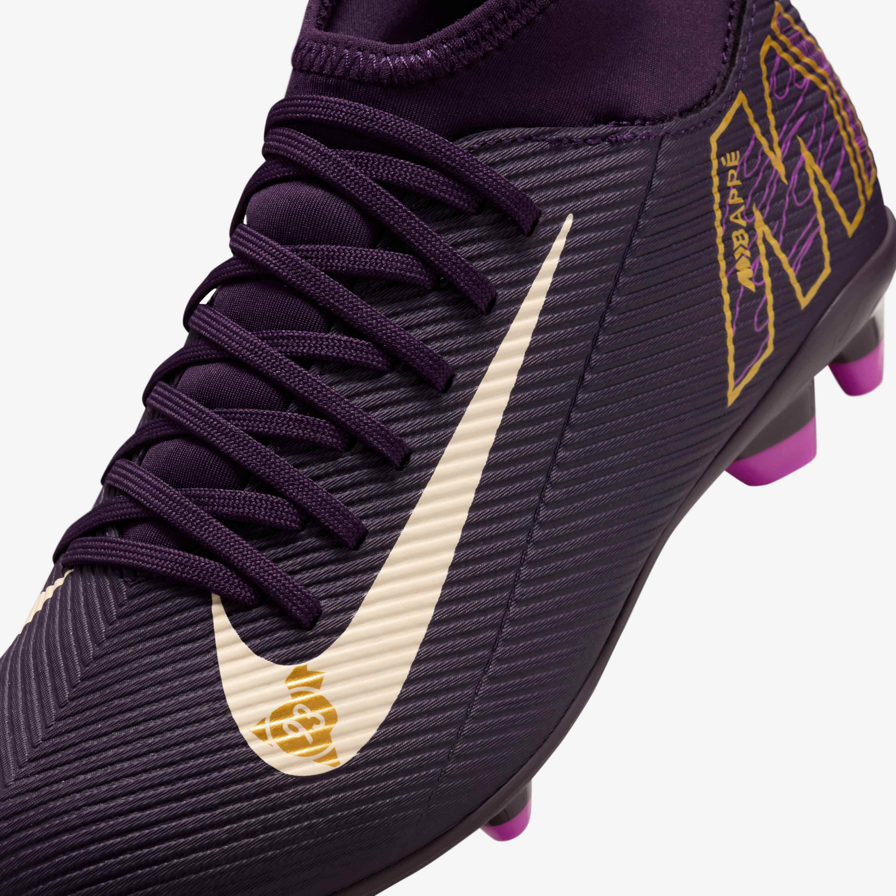 Nike Jr. Mercurial Superfly 10 Club 'Kylian Mbapp&eacute;' image number 7