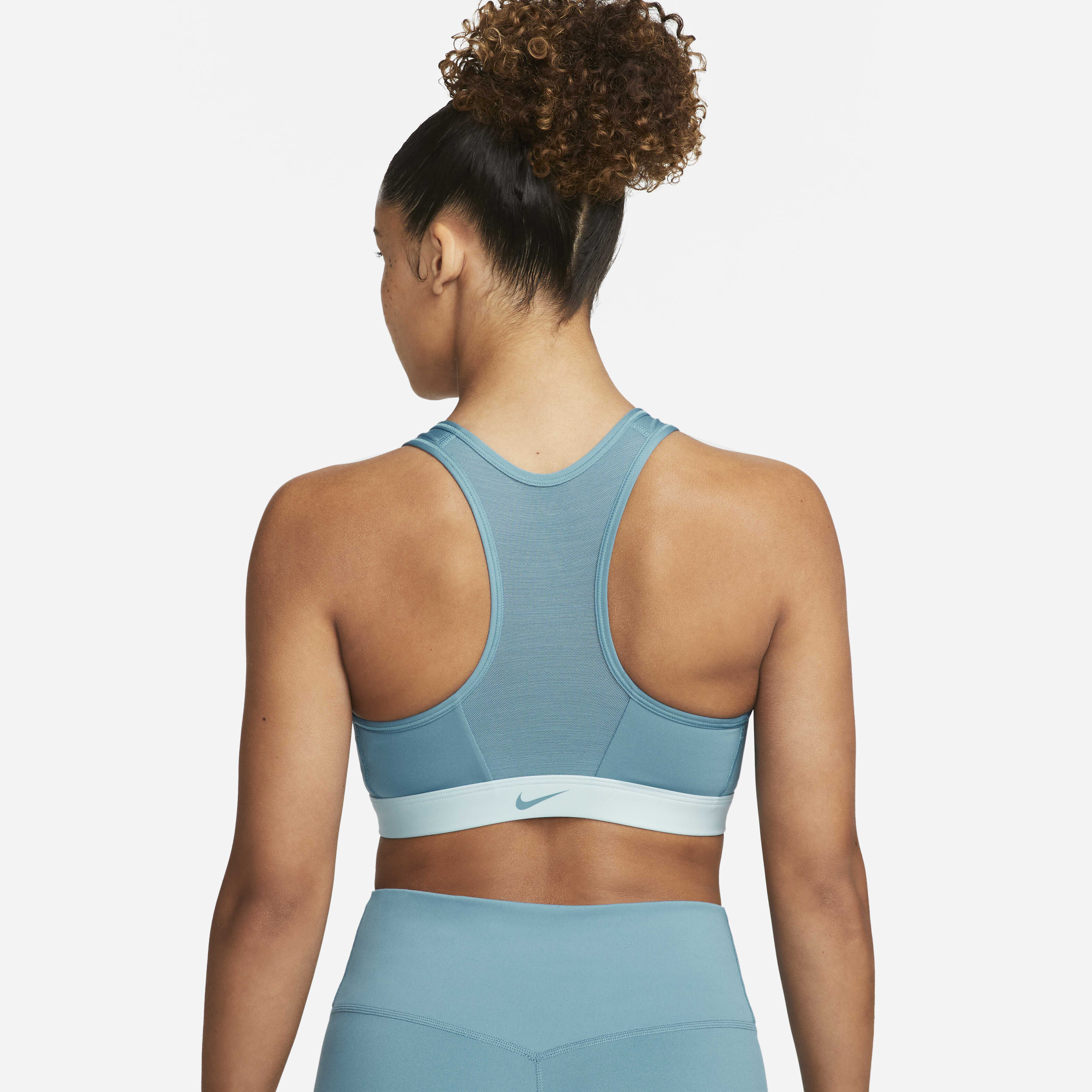 نايكي سووش image number 1