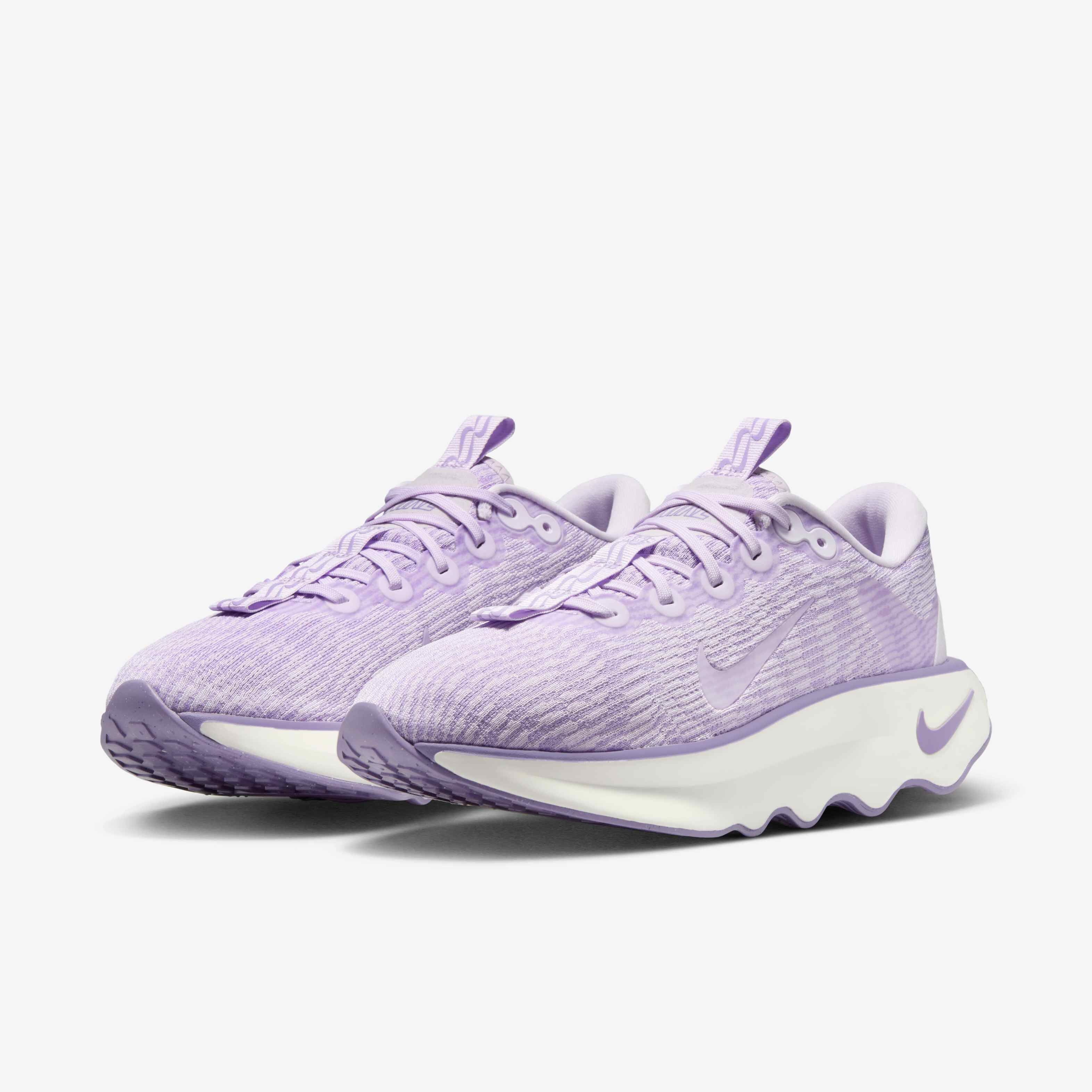 نايكي موتيفا image number 4