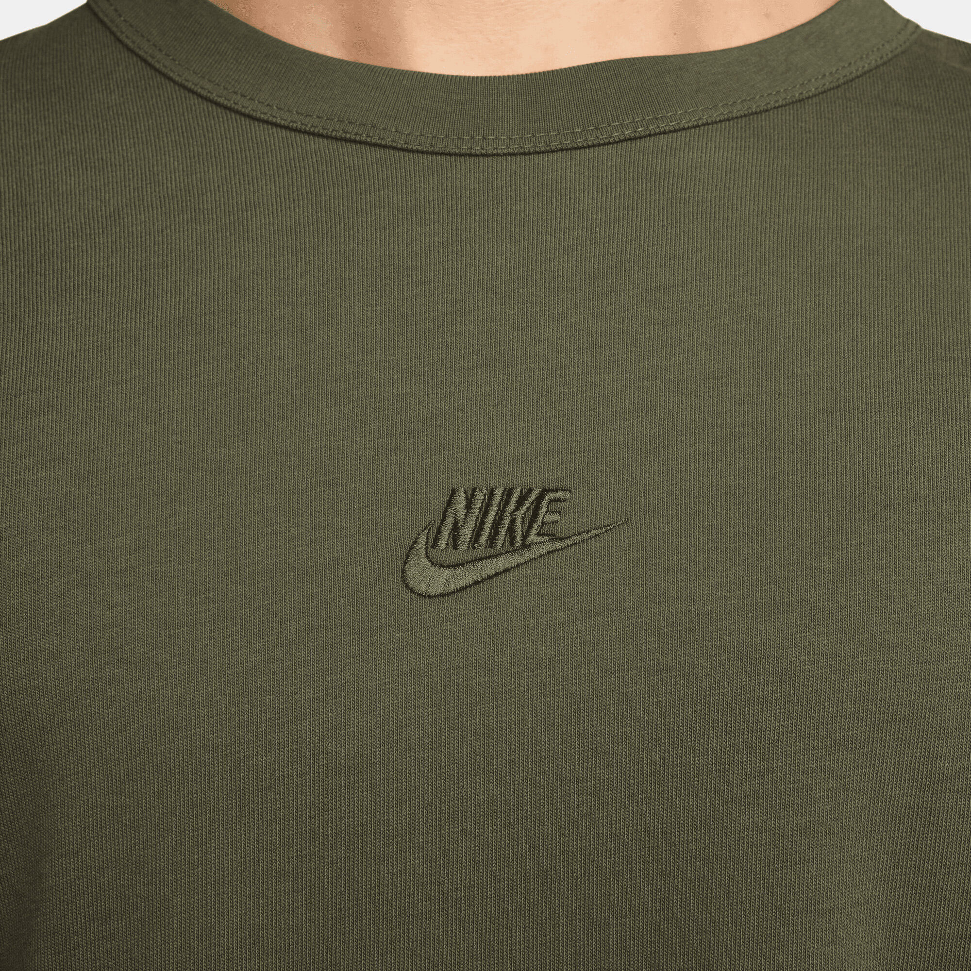 Nike Sportswear Premium Essentials image number 2