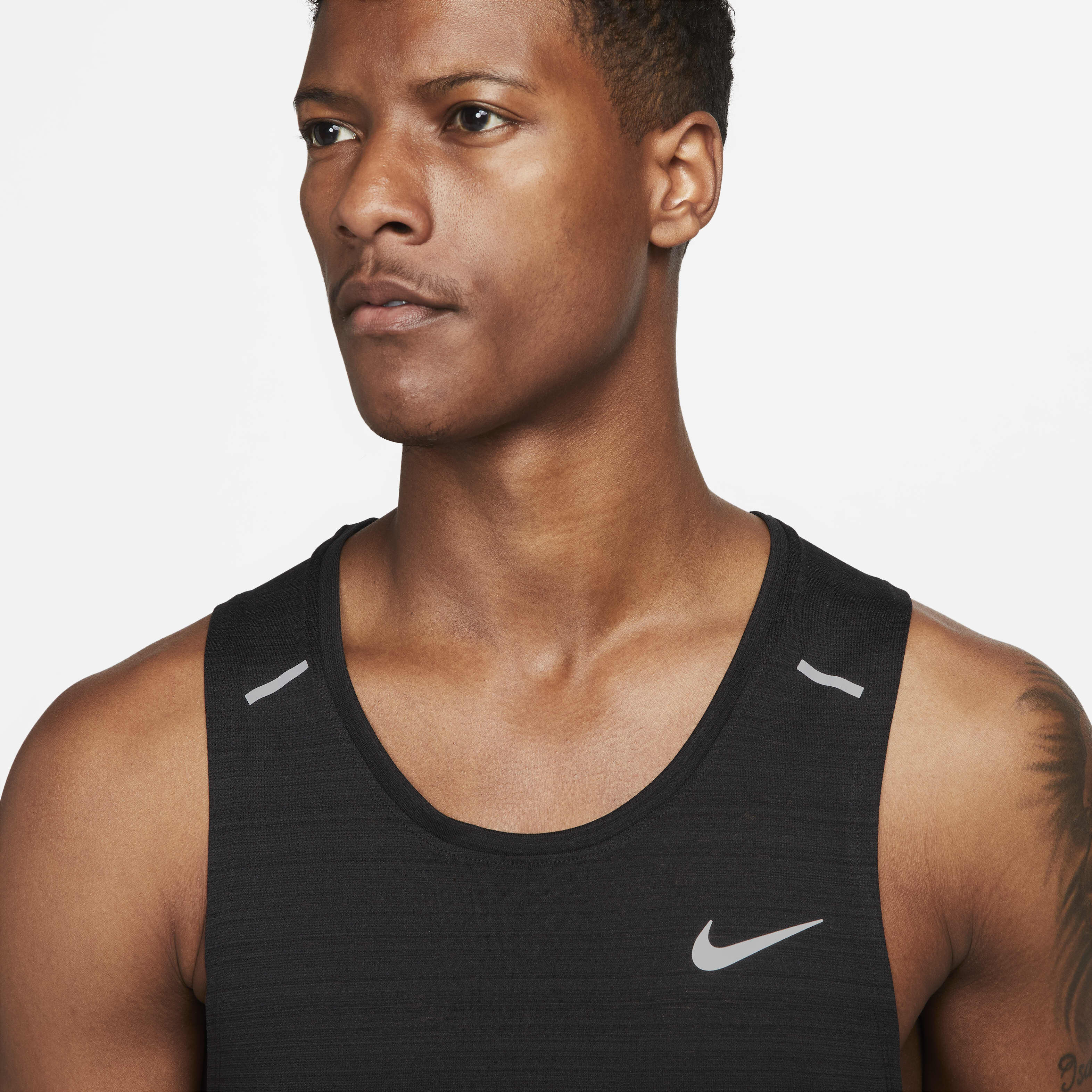 Buy Nike Dri FIT Miler Men s Running Tank Nike Saudi Official