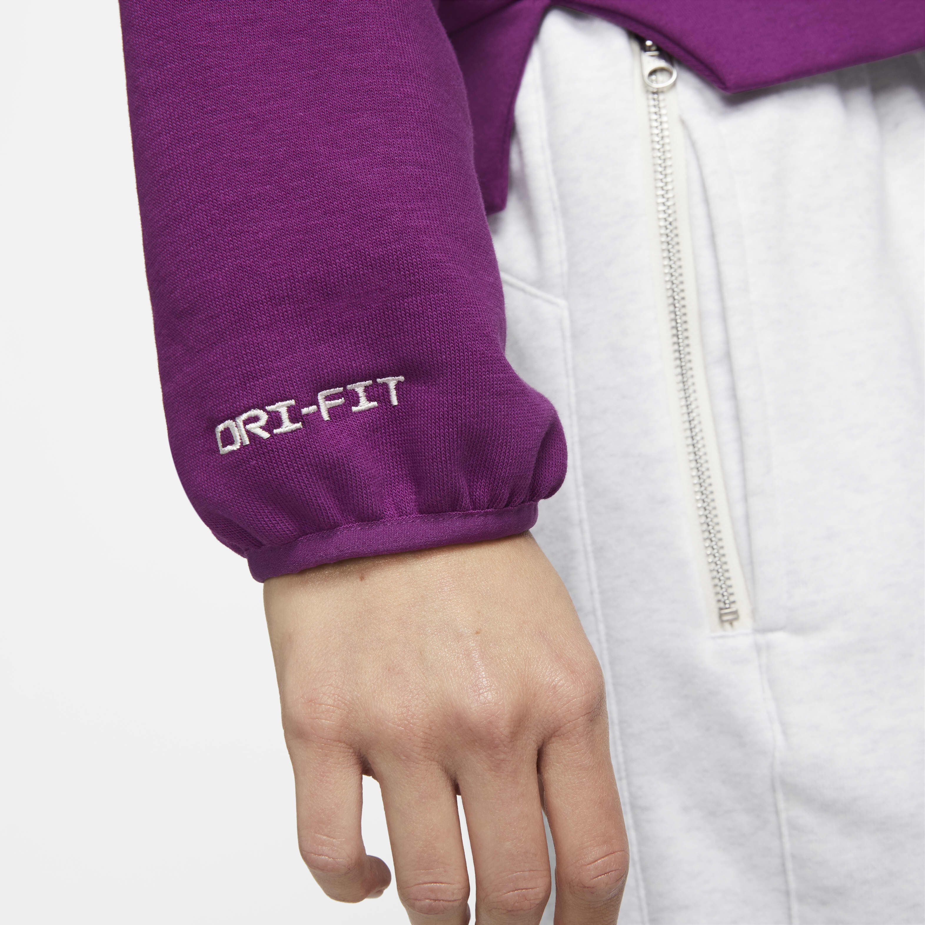 Nike Dri-FIT Swoosh Fly Standard Issue image number 5