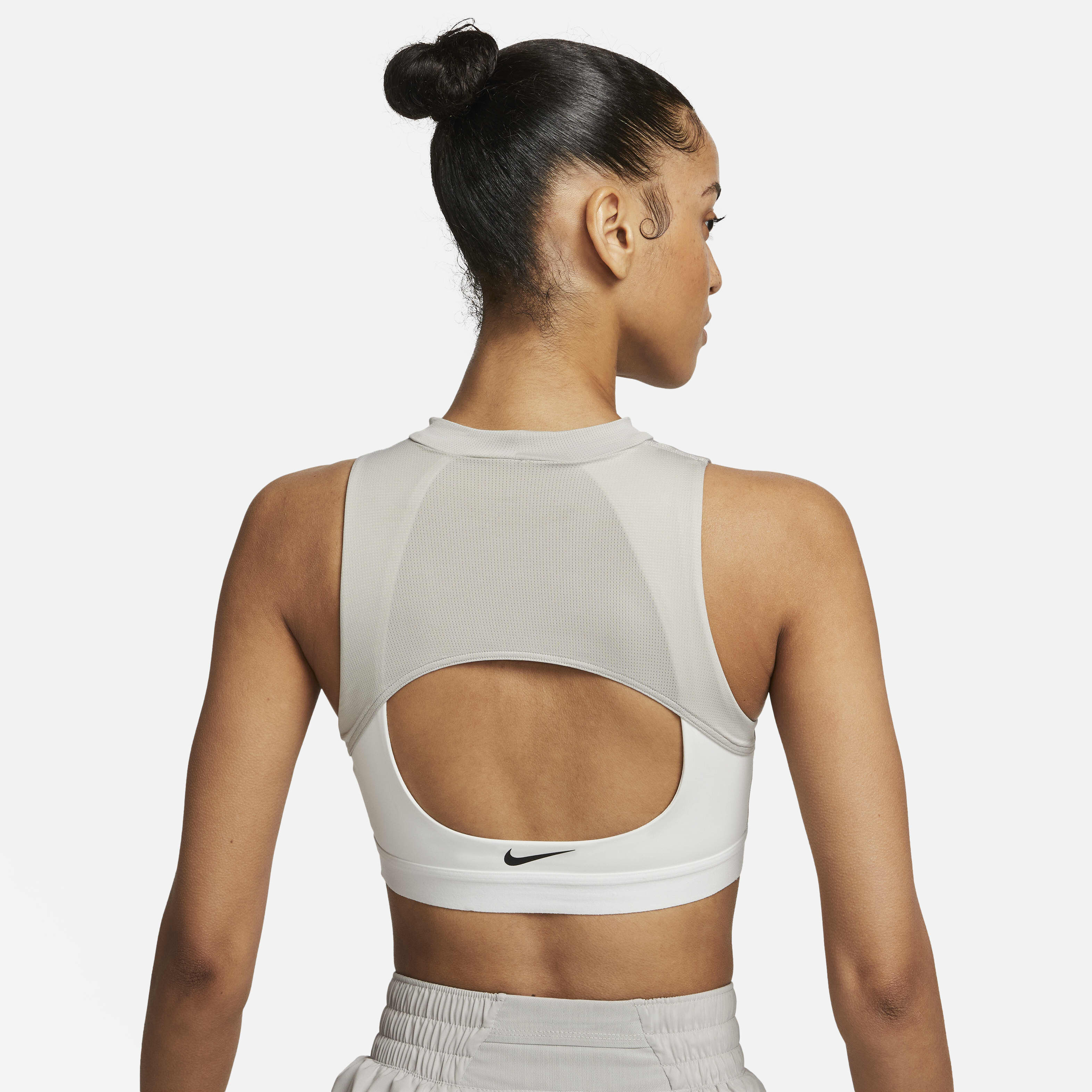 Nike Indy Mini Mock-neck image number 1