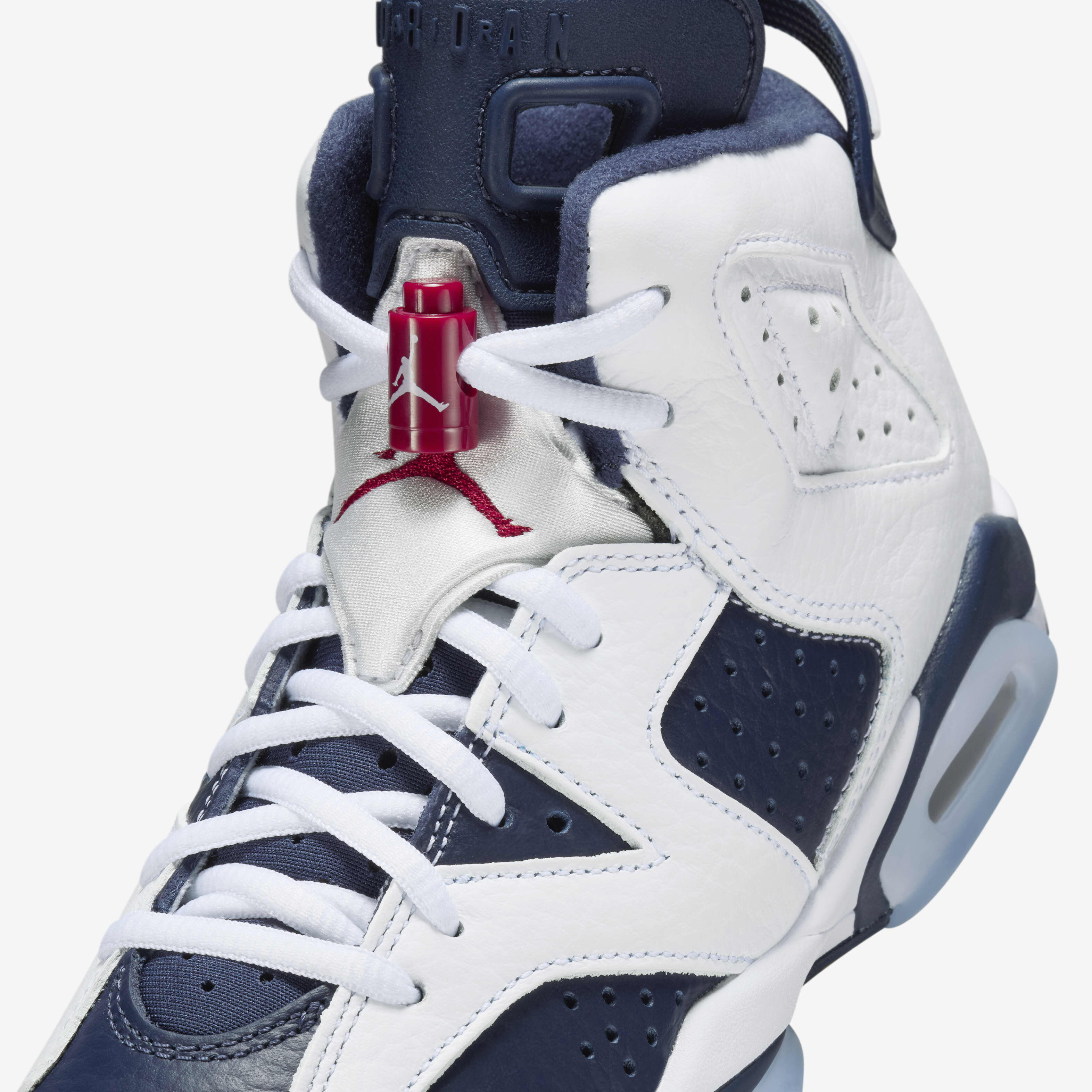 Air Jordan 6 Retro 'White and Midnight Navy' image number 6