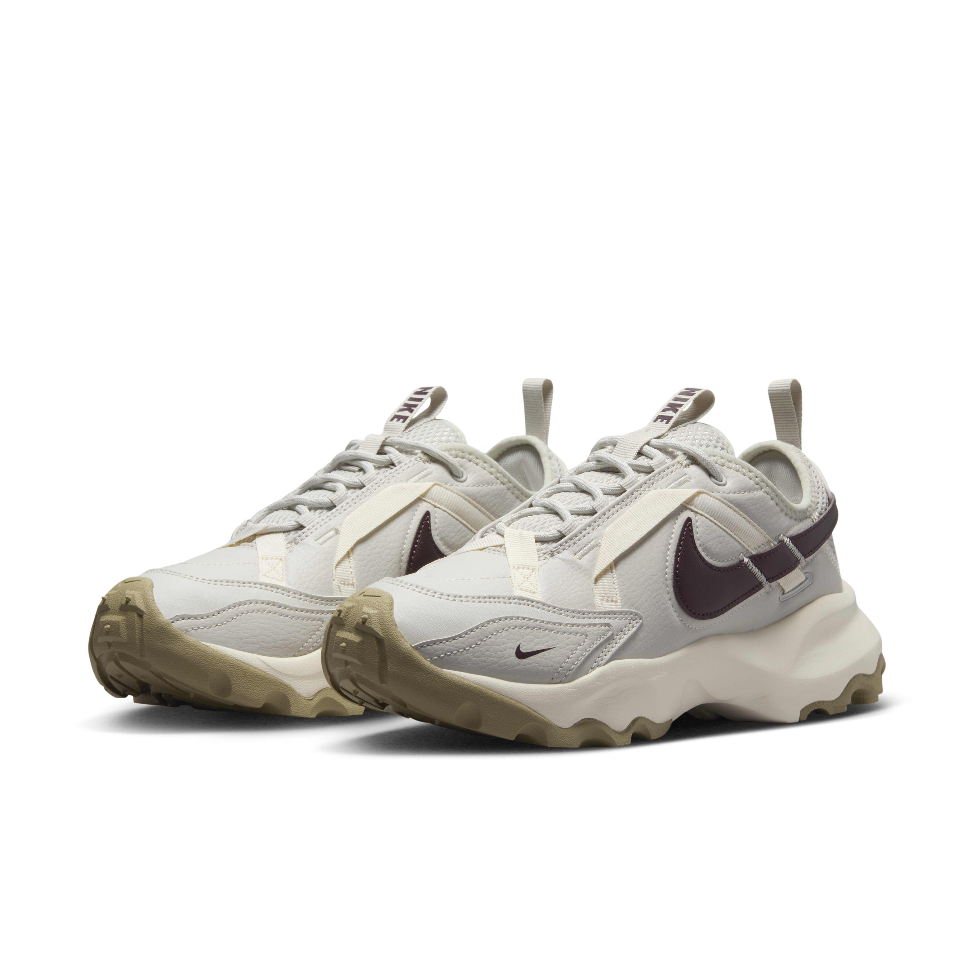【NIKE】◆新商品◆TC 7900 アイボリー◆WMNS◆ Nike TC 7900 Women's Shoes. Nike.com