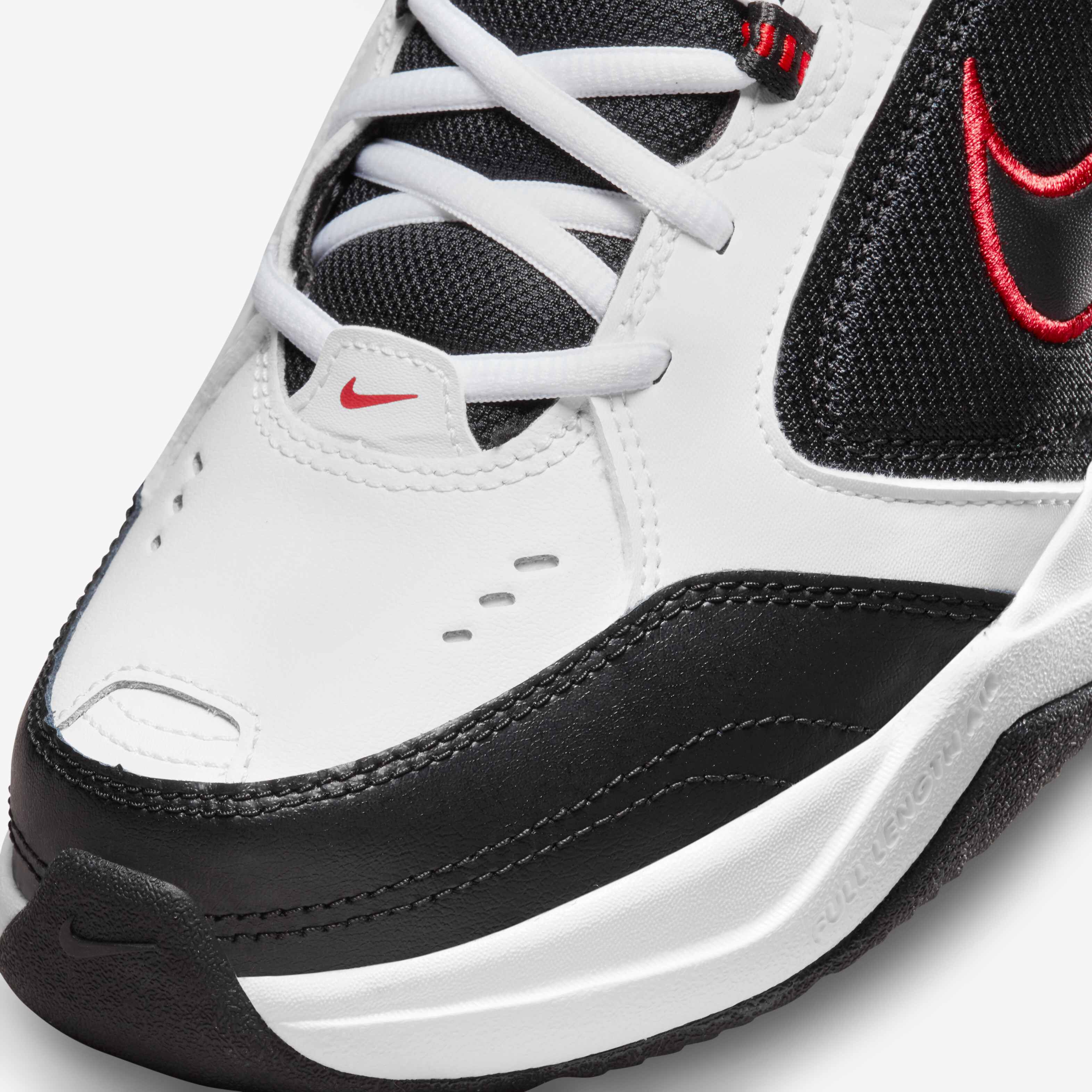 Nike Air Monarch IV image number 6