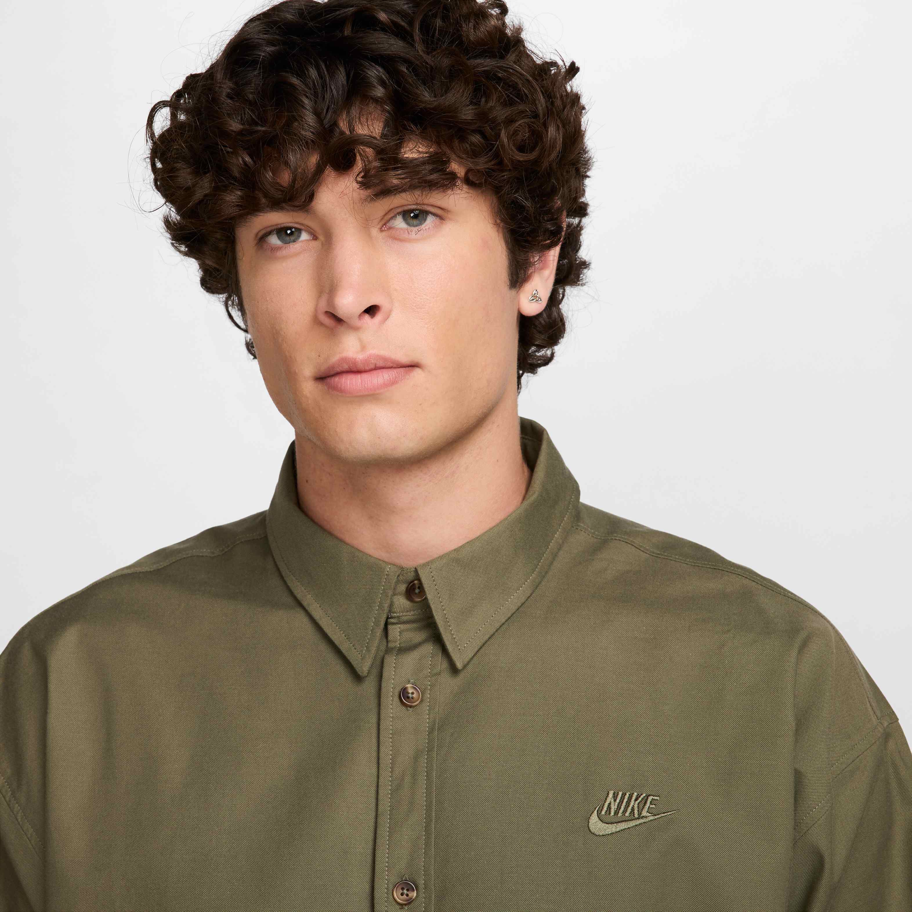 نايكي كلوب image number 2