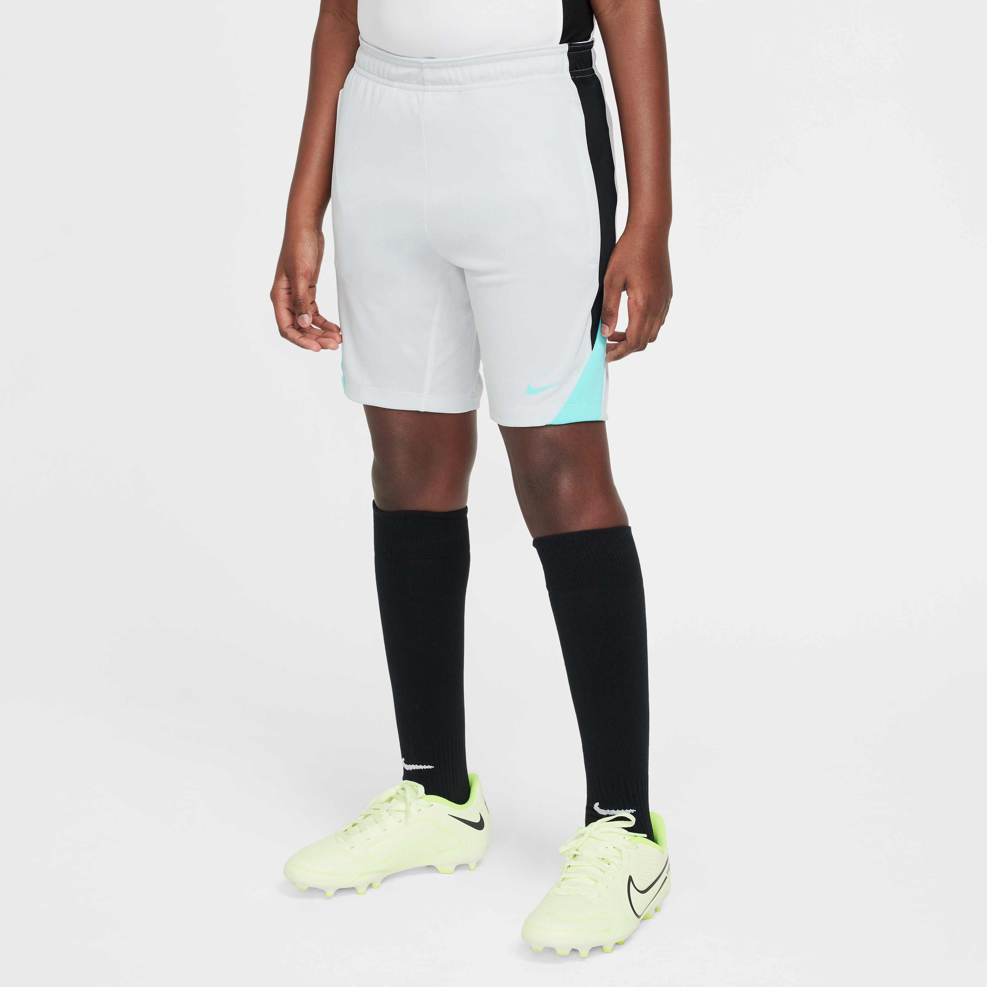Nike Dri-FIT Strike image number 0