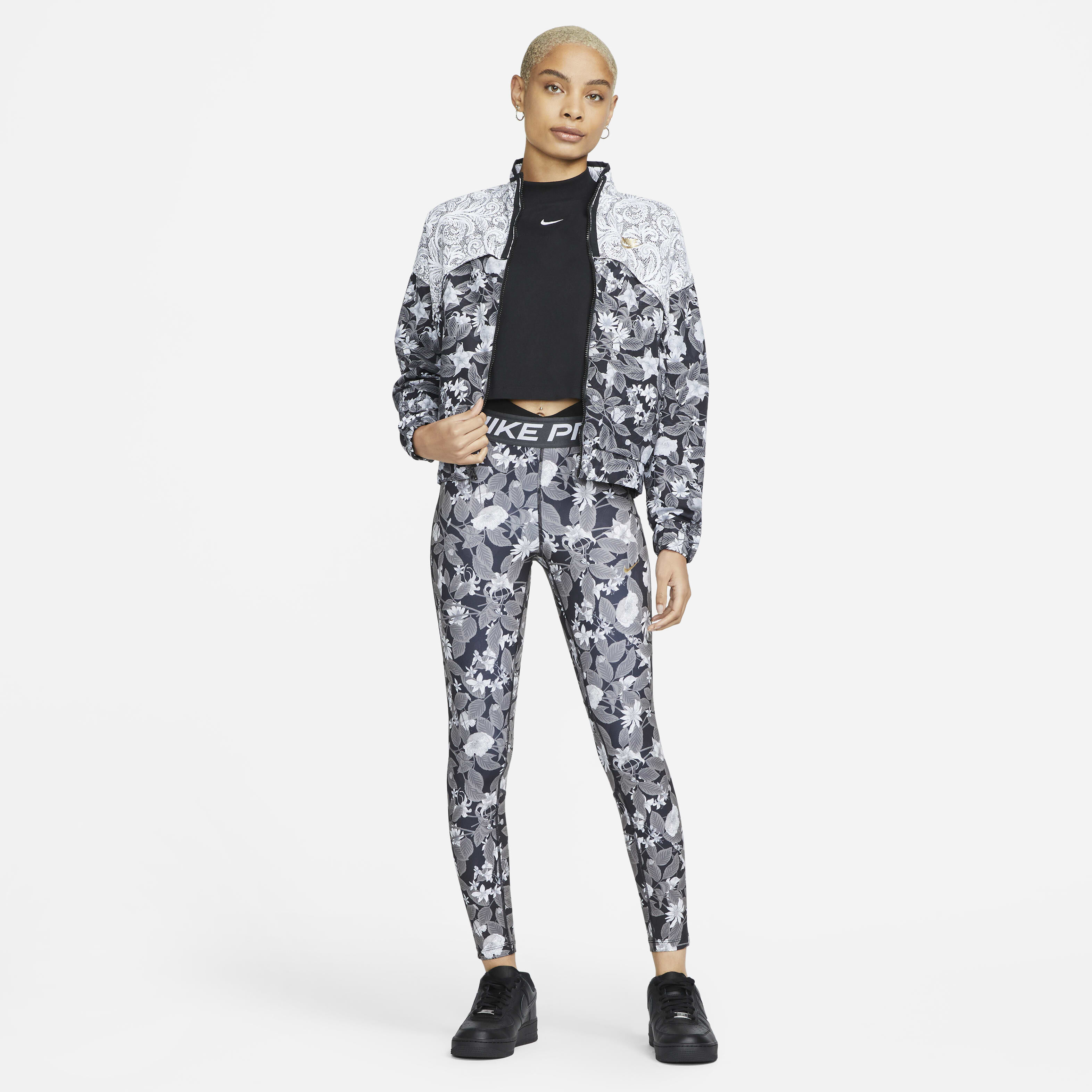 Nike animal stripe woven jacket shop