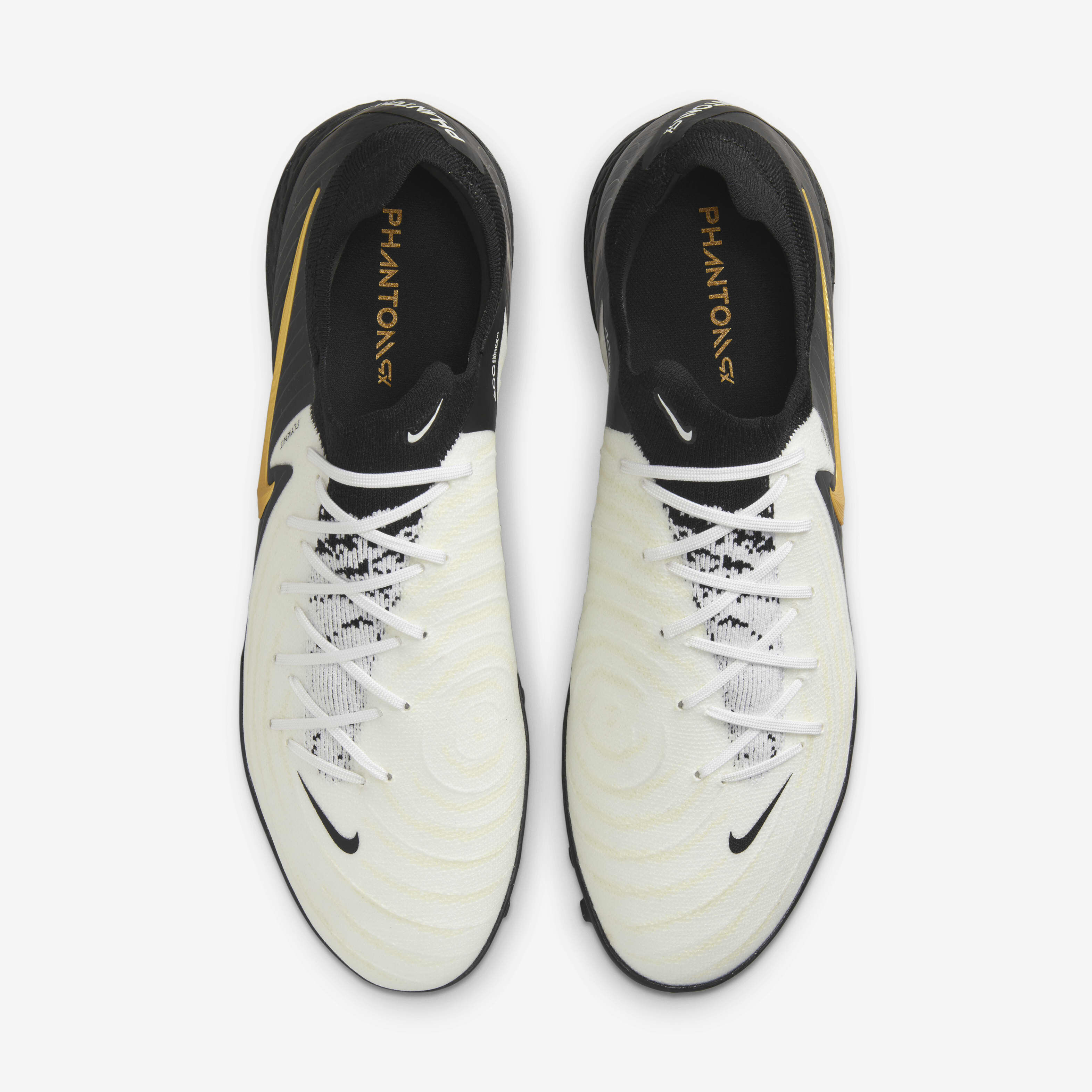 Nike football shoes low price store