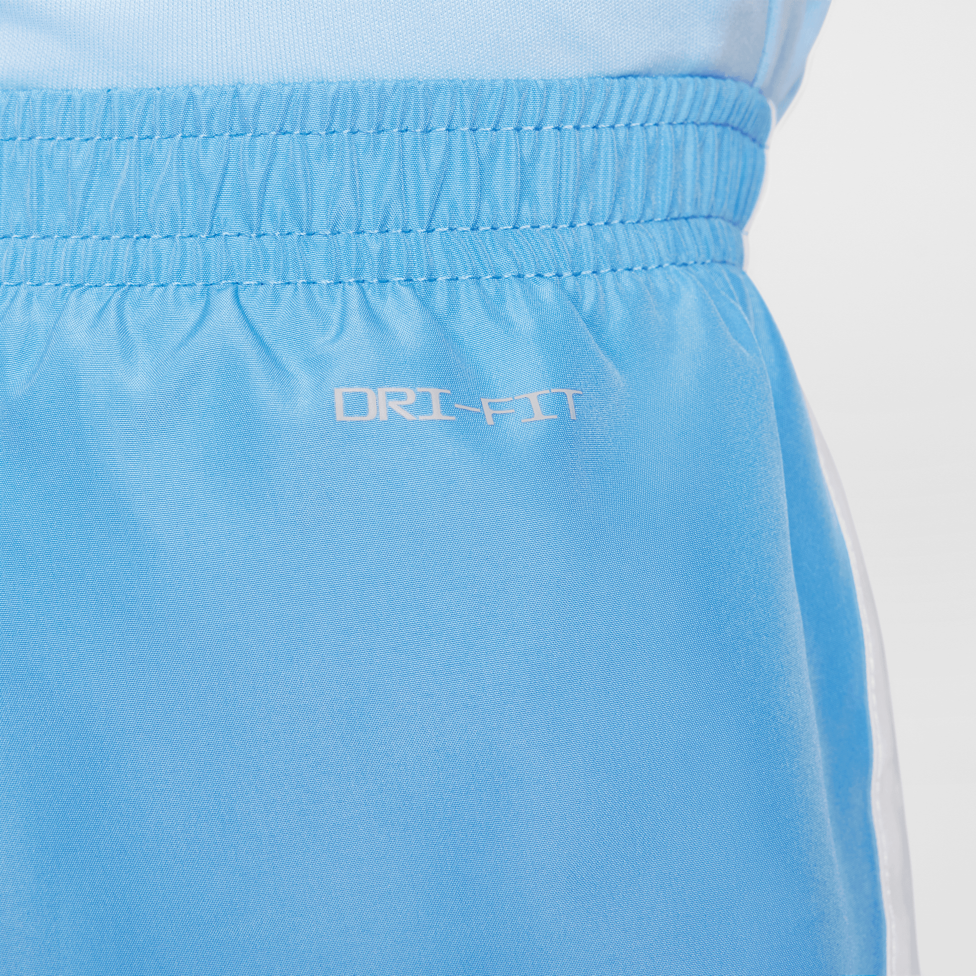 Nike Dri-FIT Game, Swoosh, Match! image number 5