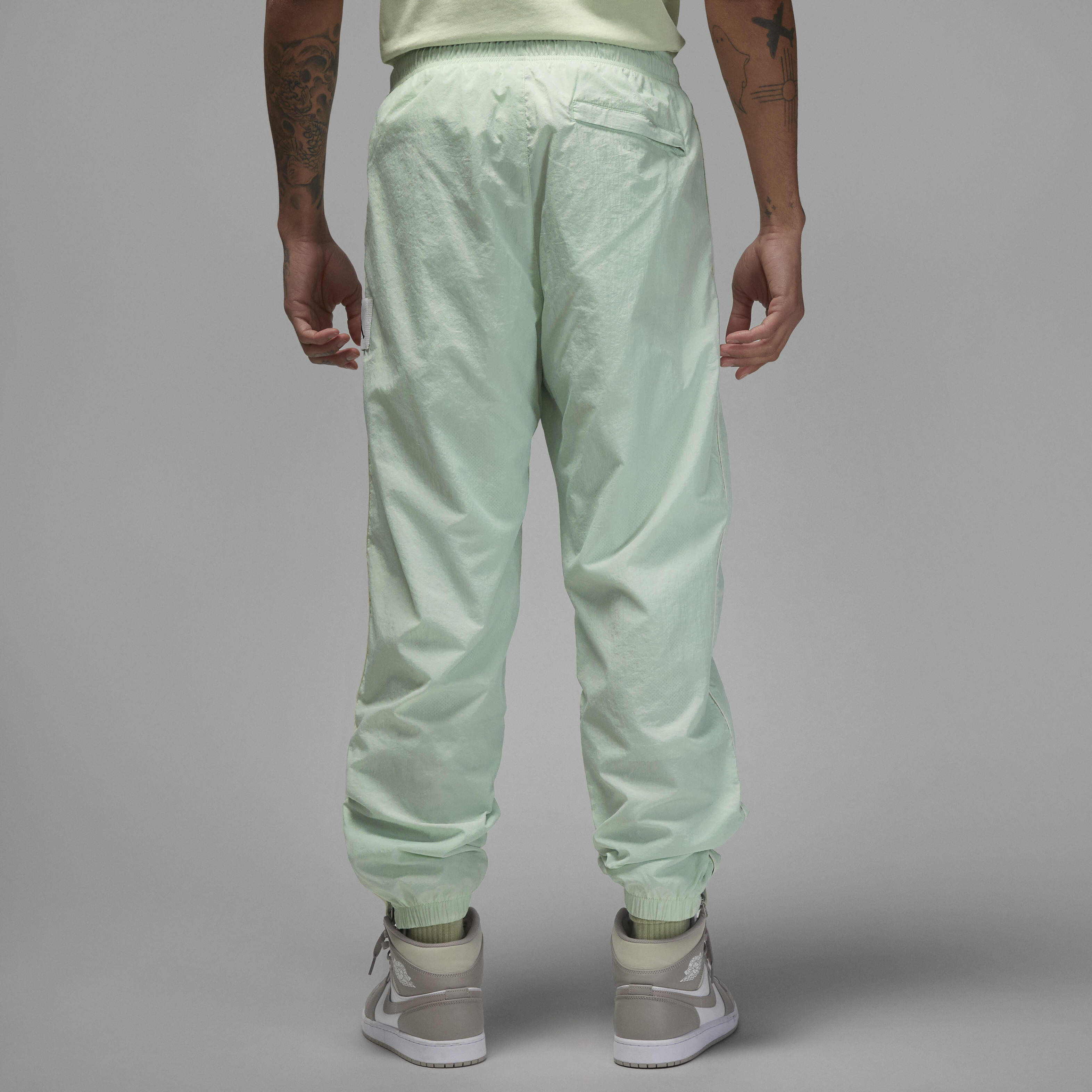 Jordan Essentials image number 1