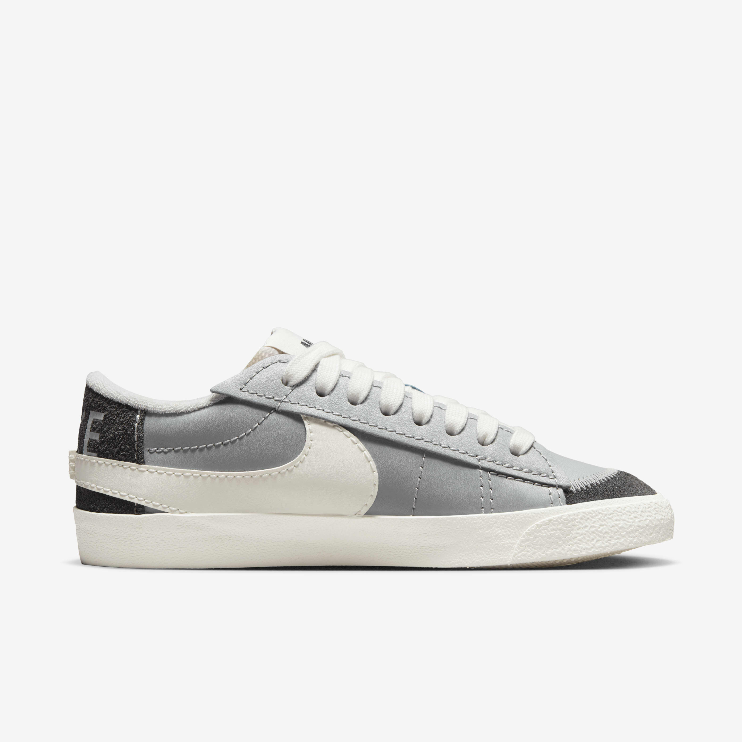 Nike Blazer Low '77 Jumbo SE image number 2