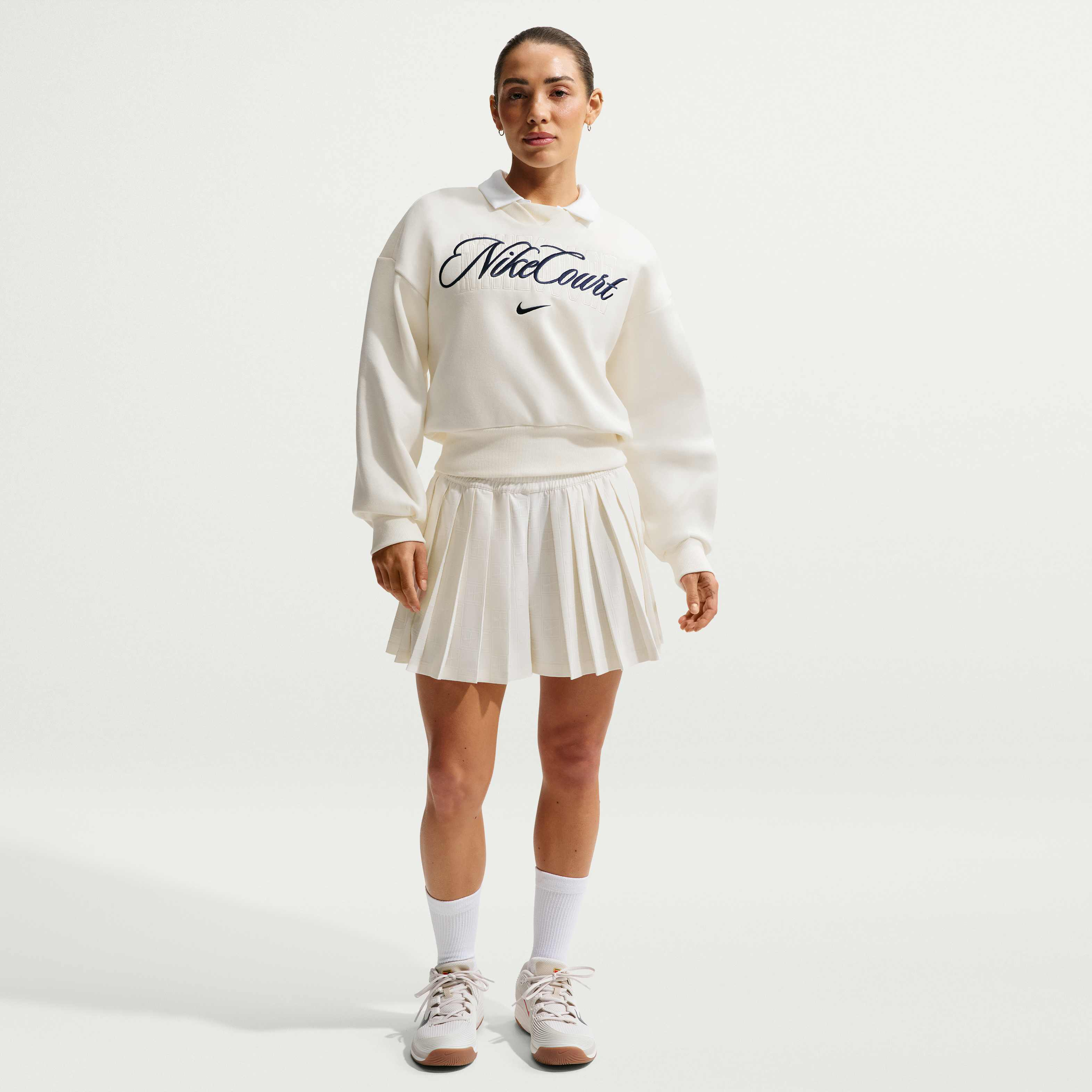 NikeCourt Collection image number 3