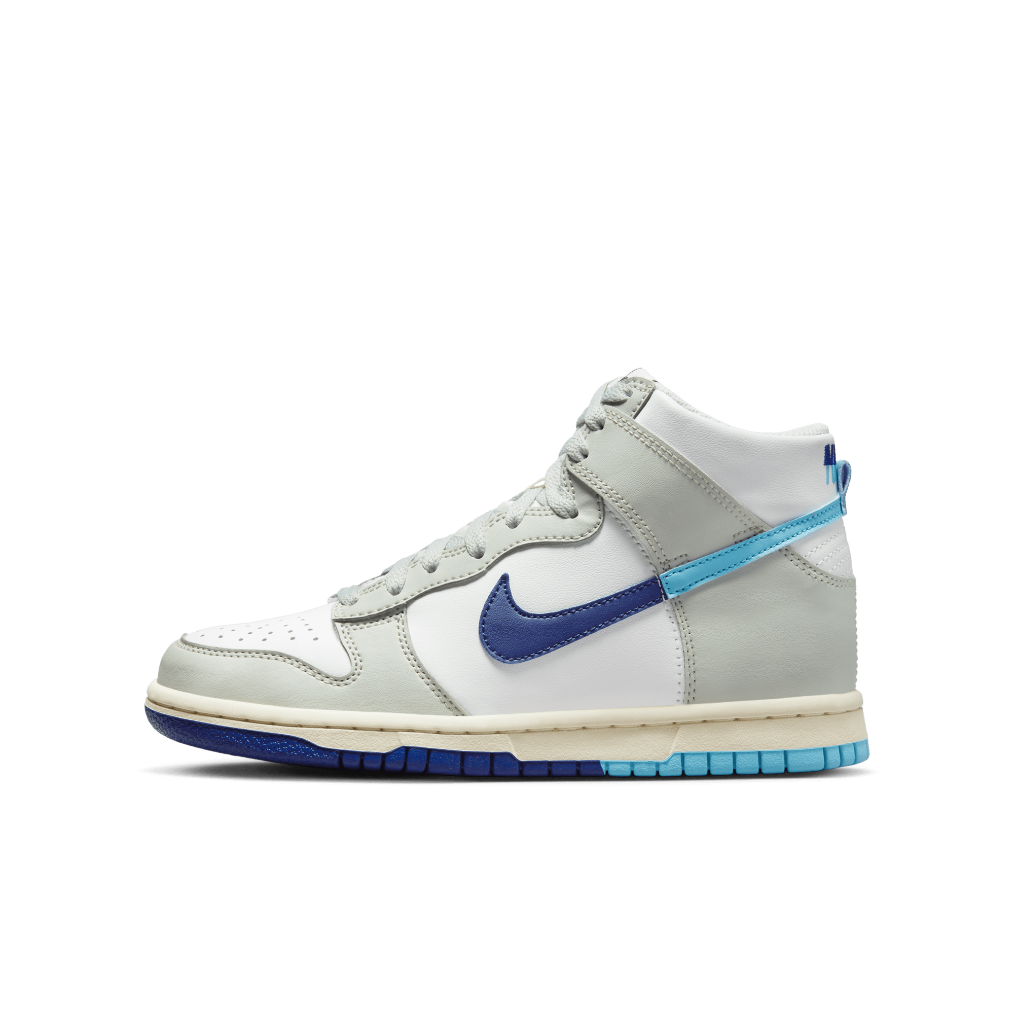 Nike slam dunk on sale