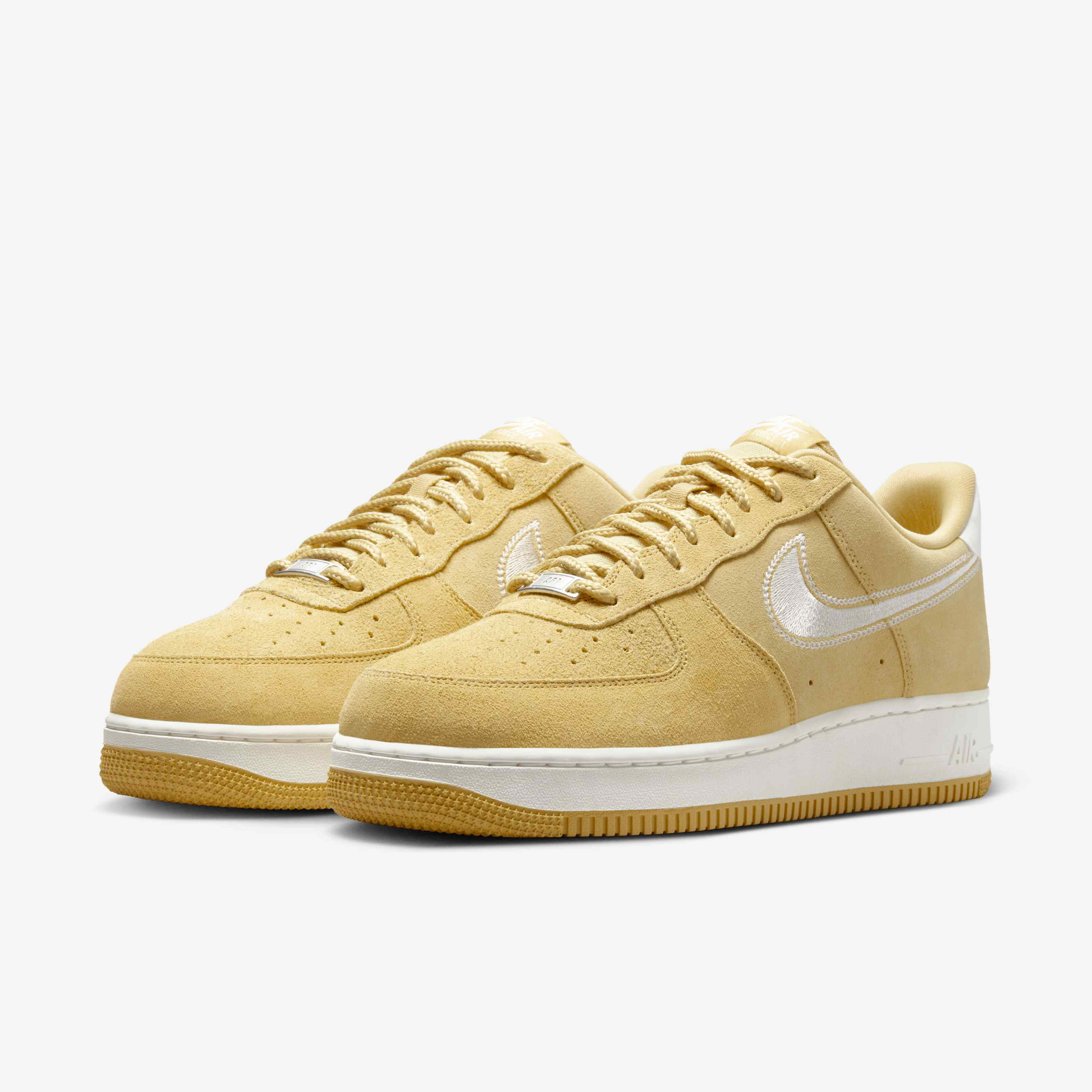 Nike Air Force 1 '07 LV8 image number 4