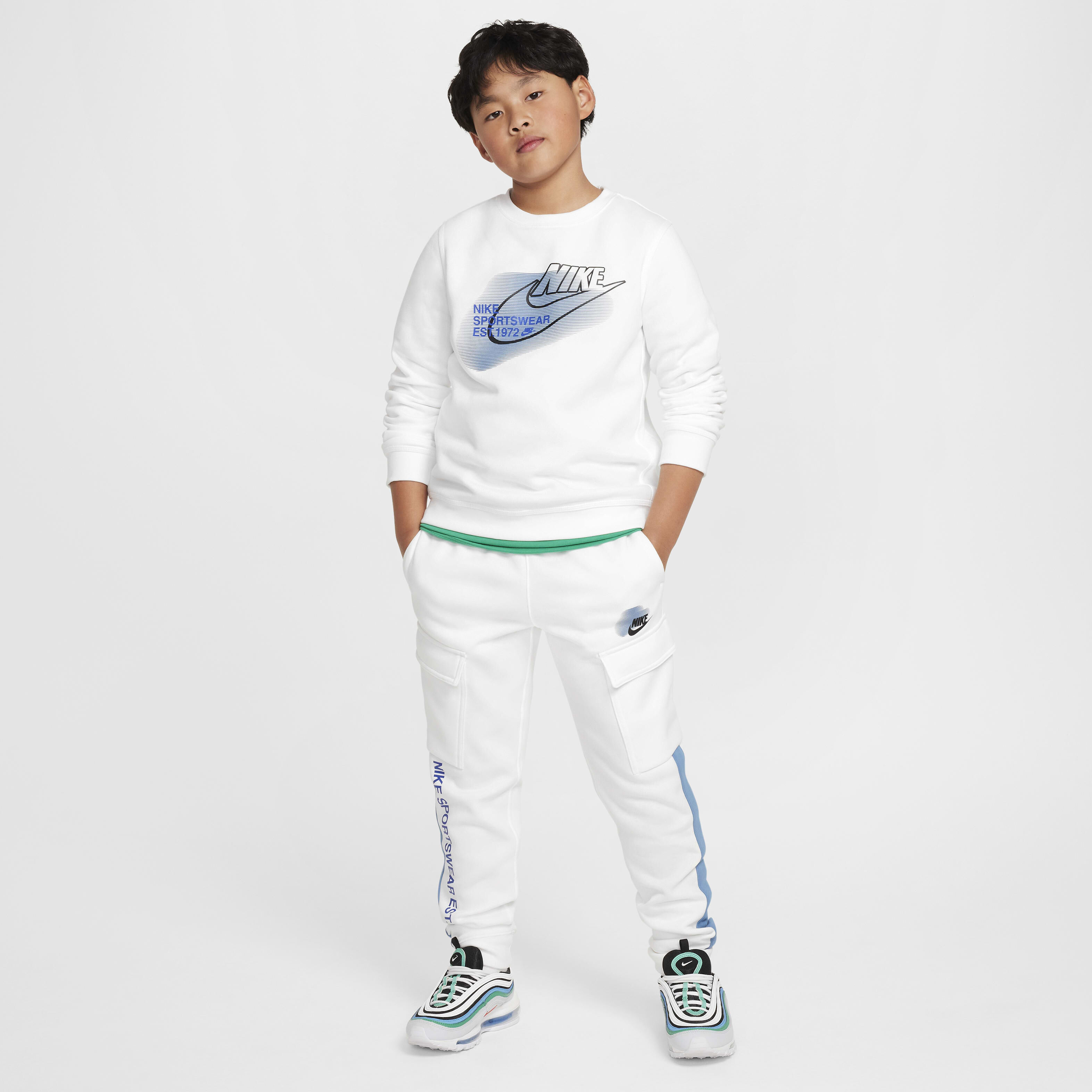 Nike Sportswear Standard Issue image number 5