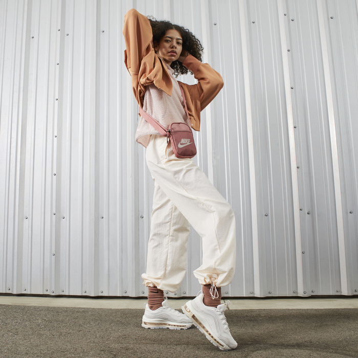 Active nike air sales max 97 womens