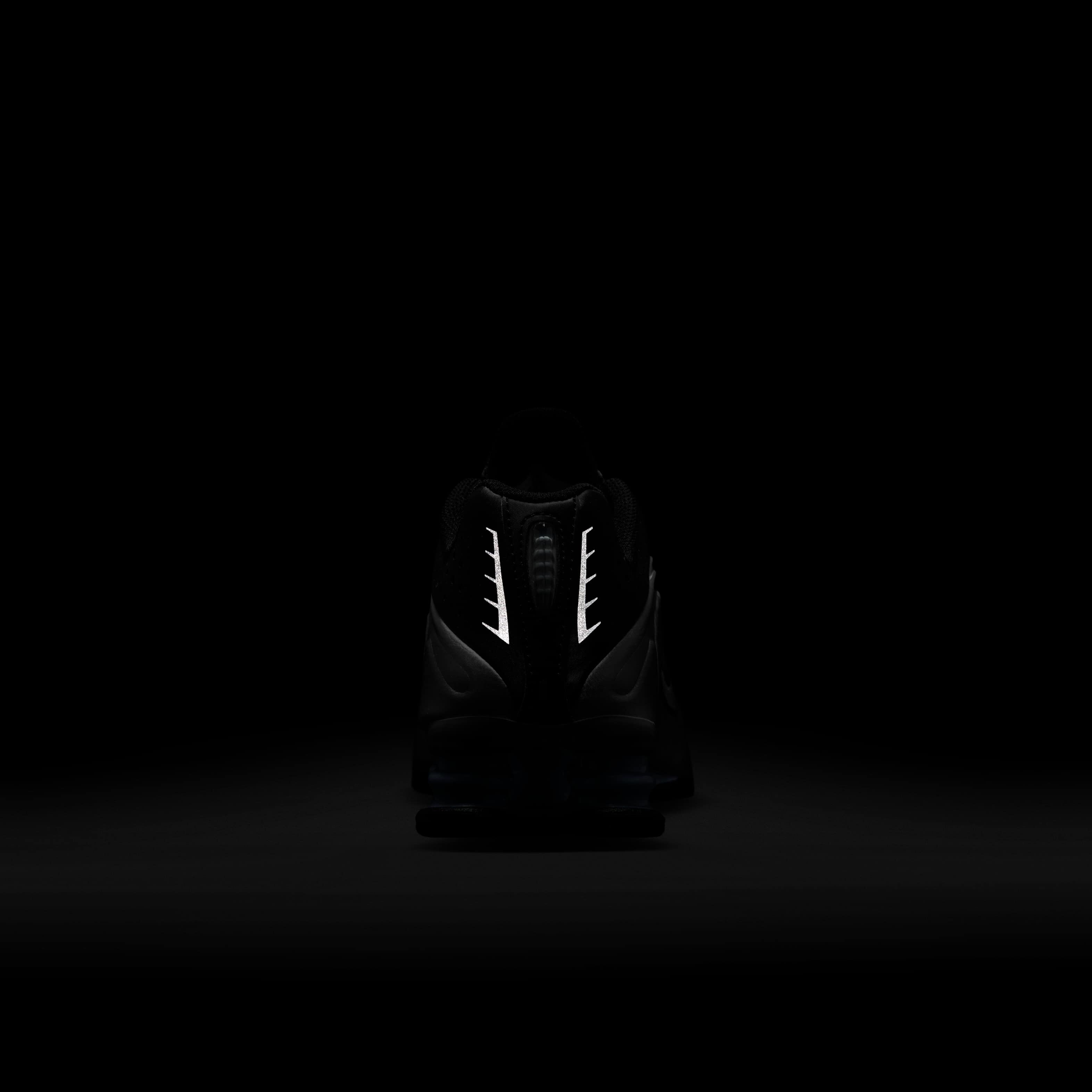 Nike Shox R4 image number 9