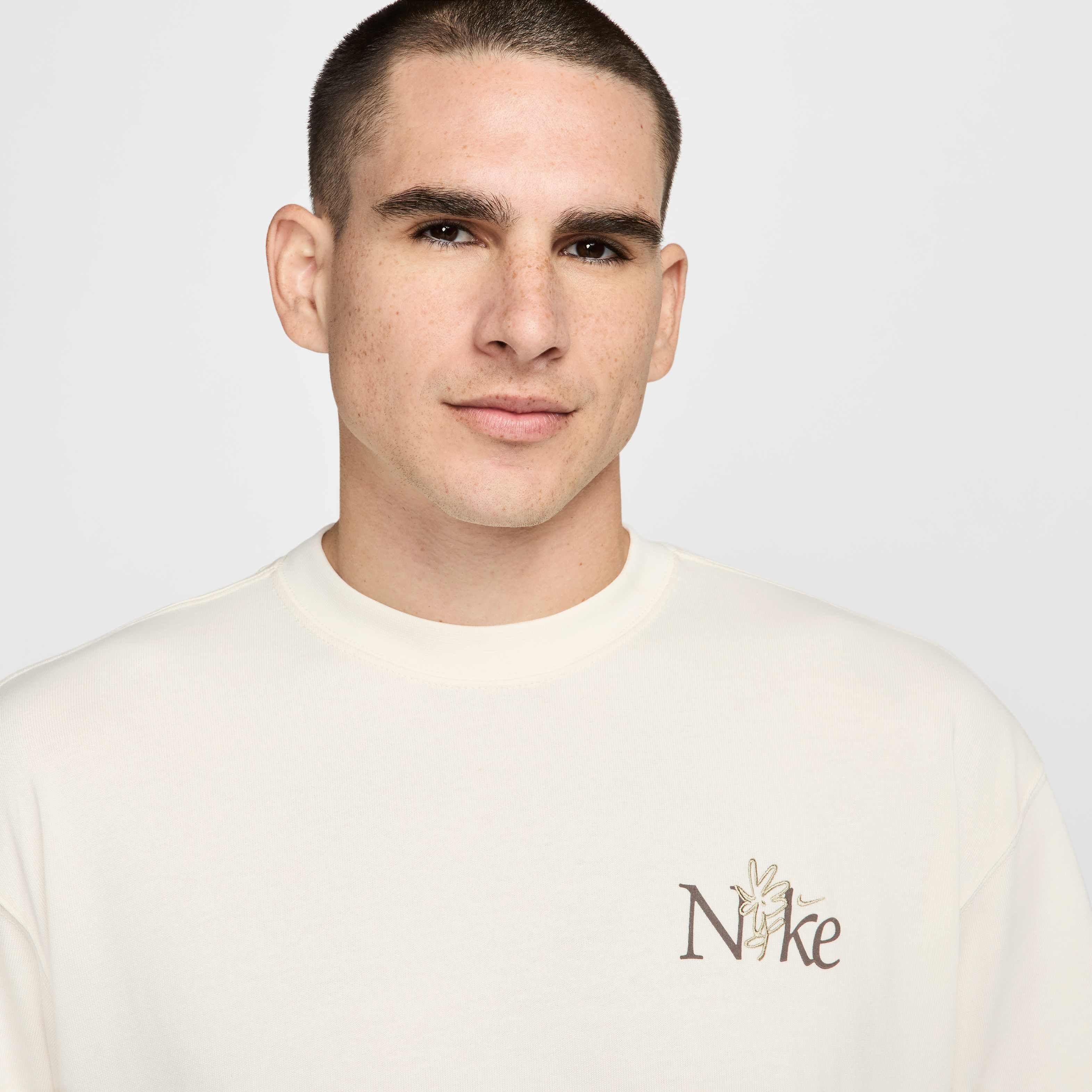 نايكي سبورتسوير image number 2