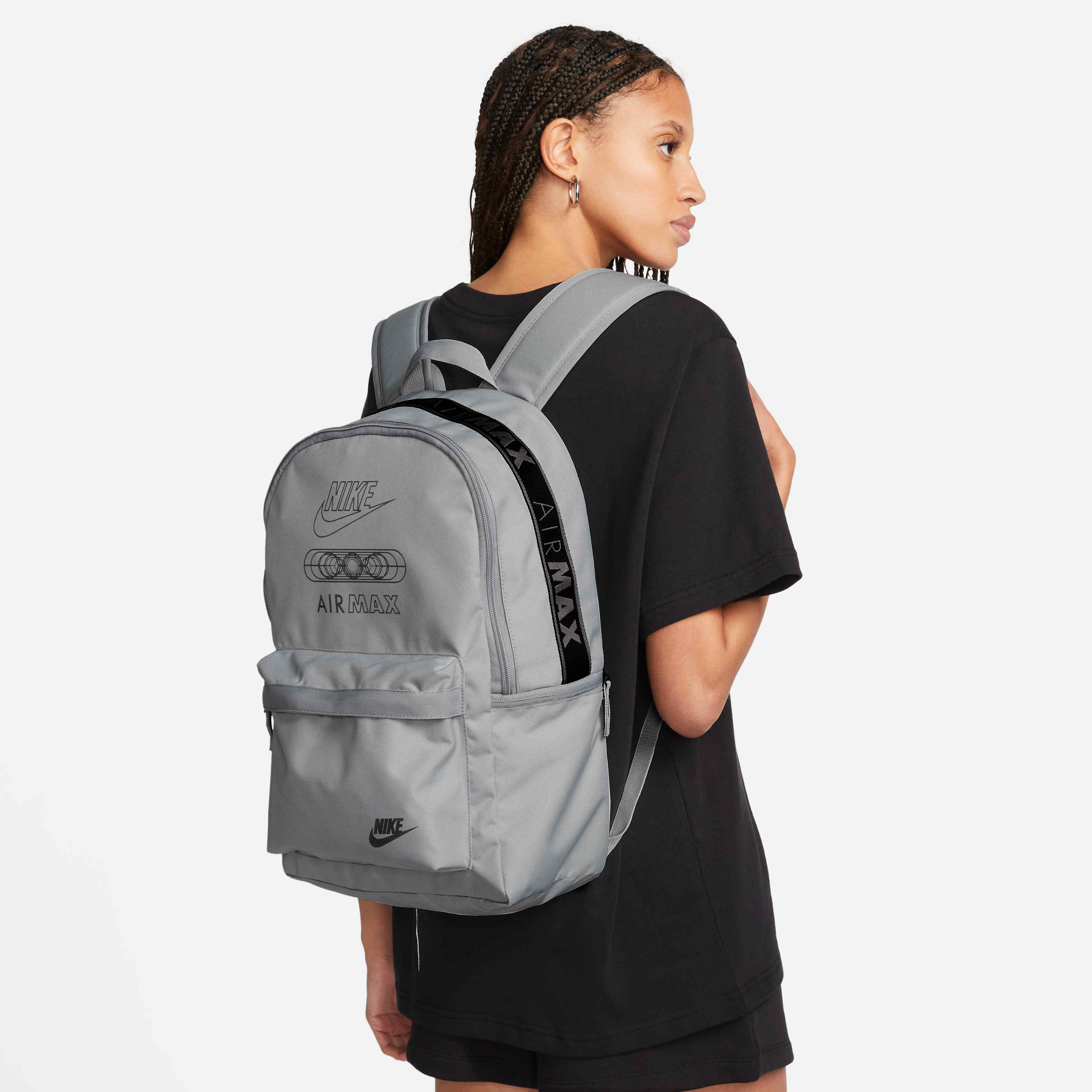 نايكي هيرتدج image number 0