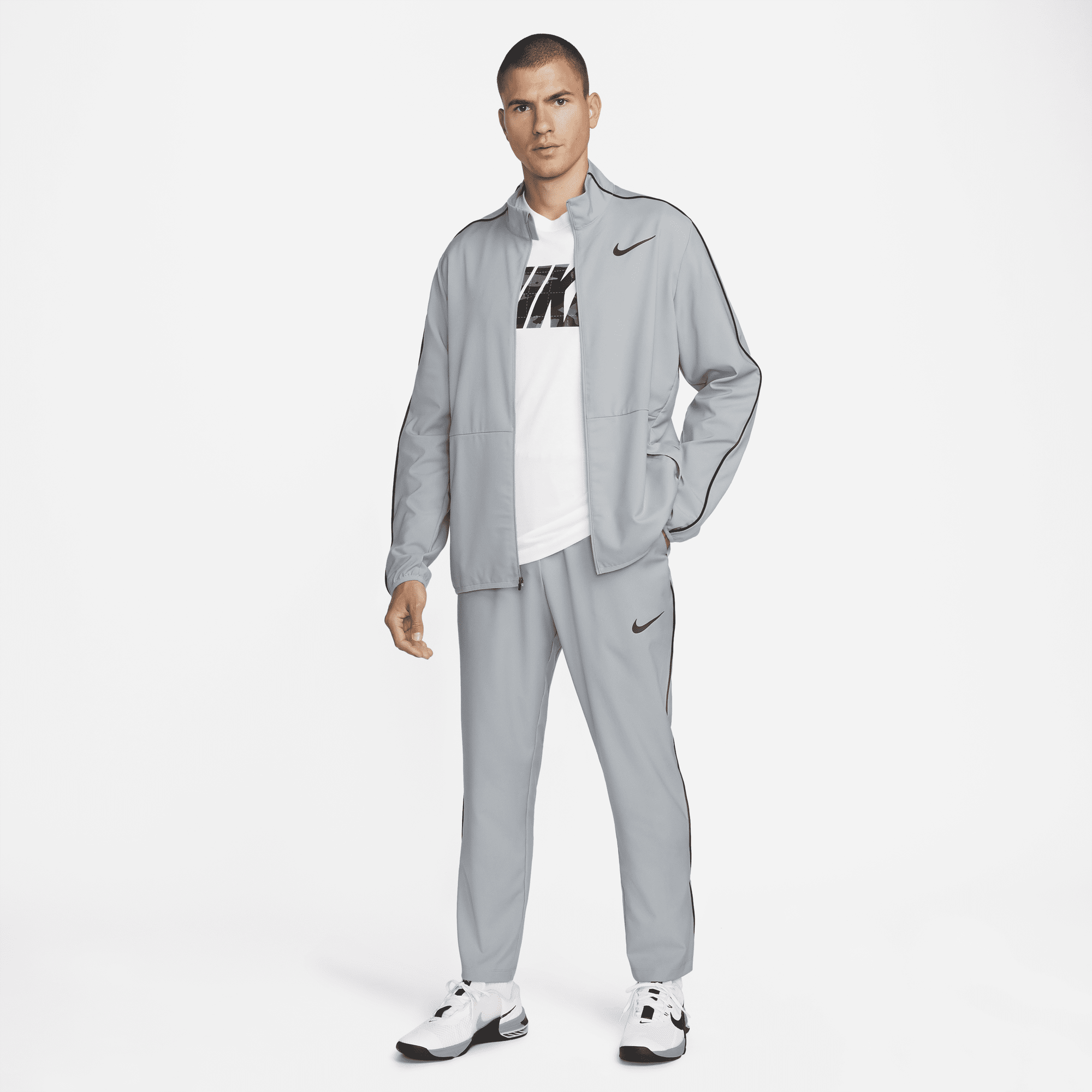 Nike team top woven running pants