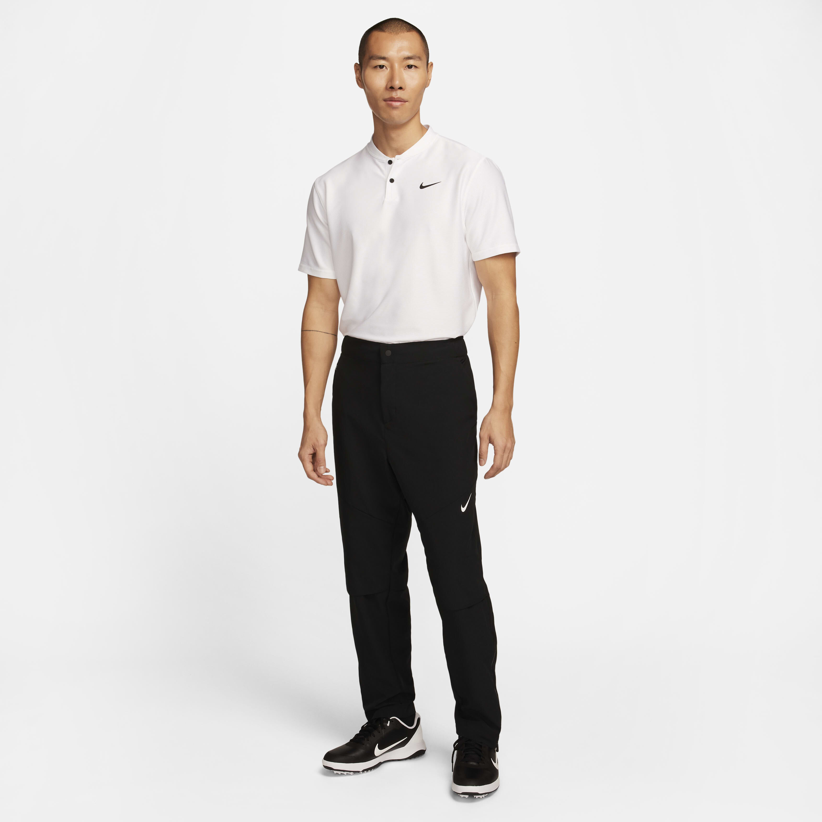 Buy Nike Golf Club Men s Dri FIT Golf Trousers Nike Saudi Official