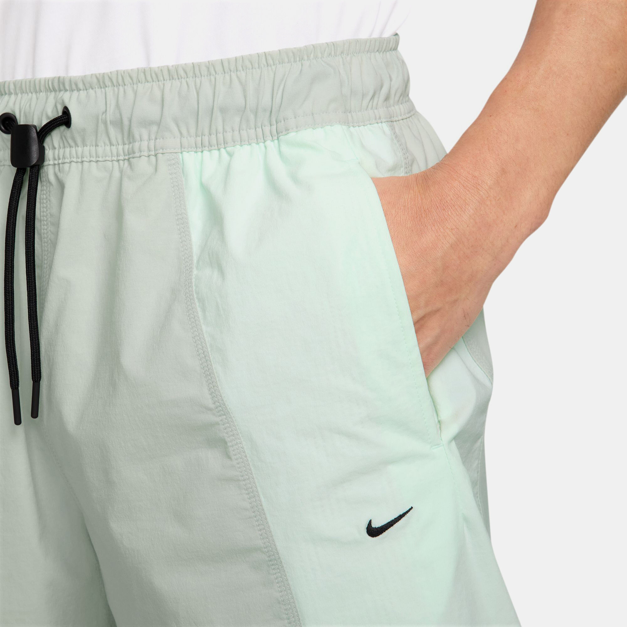 Nike Tech image number 3