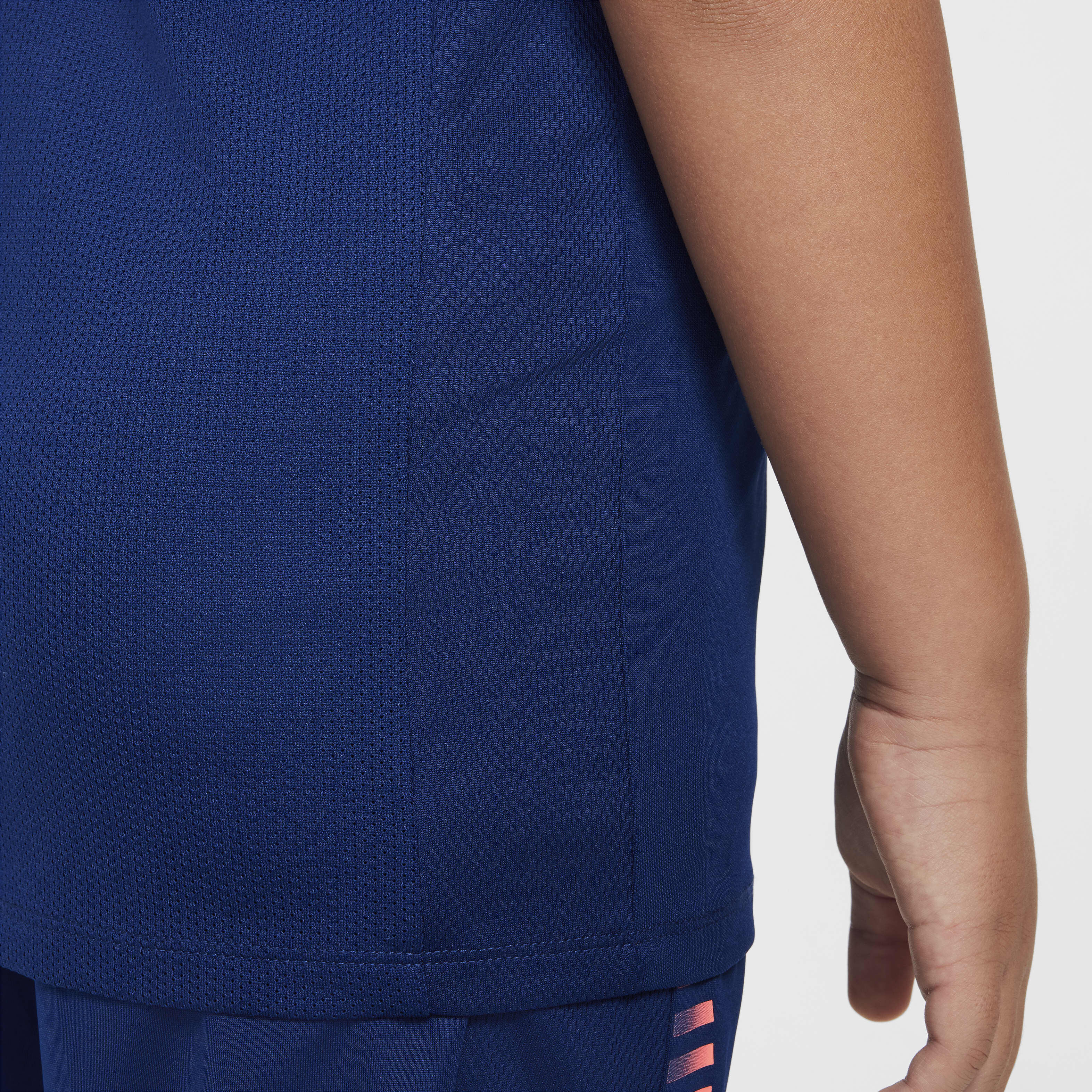 CR7 أكاديمي 23 image number 5