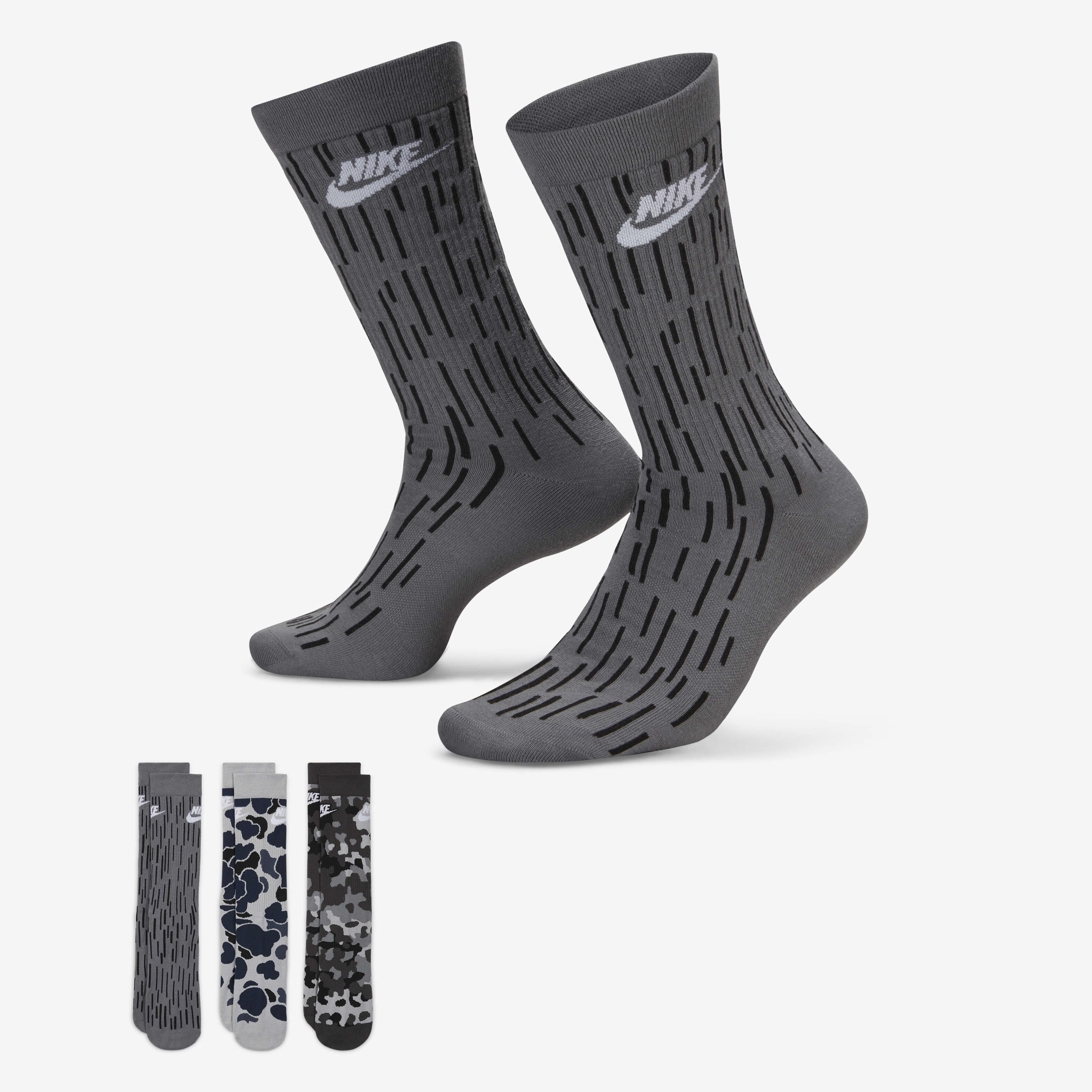 Nike Everyday Essential image number 0