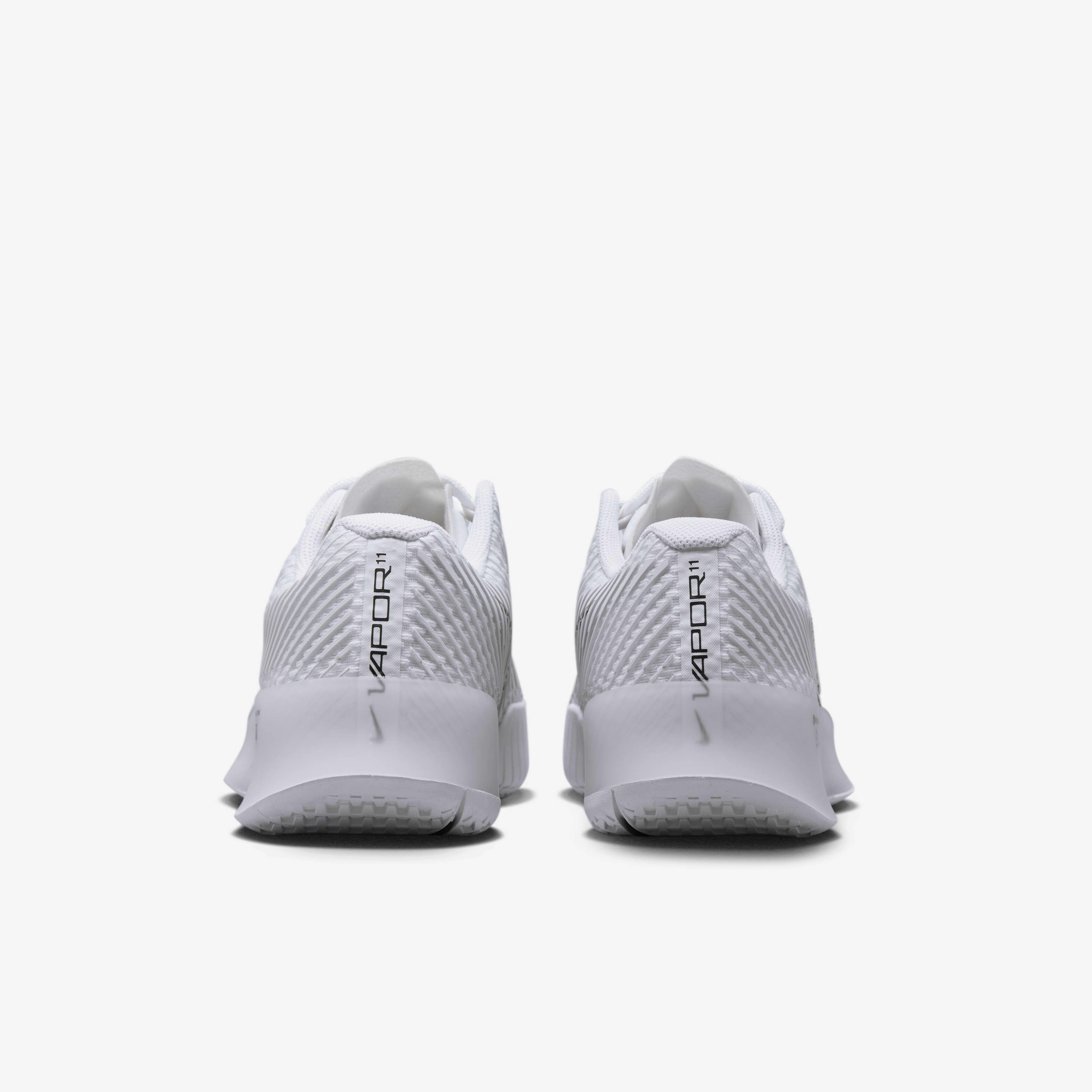 نايكي كورت اير زوم فيبور 11 image number 5