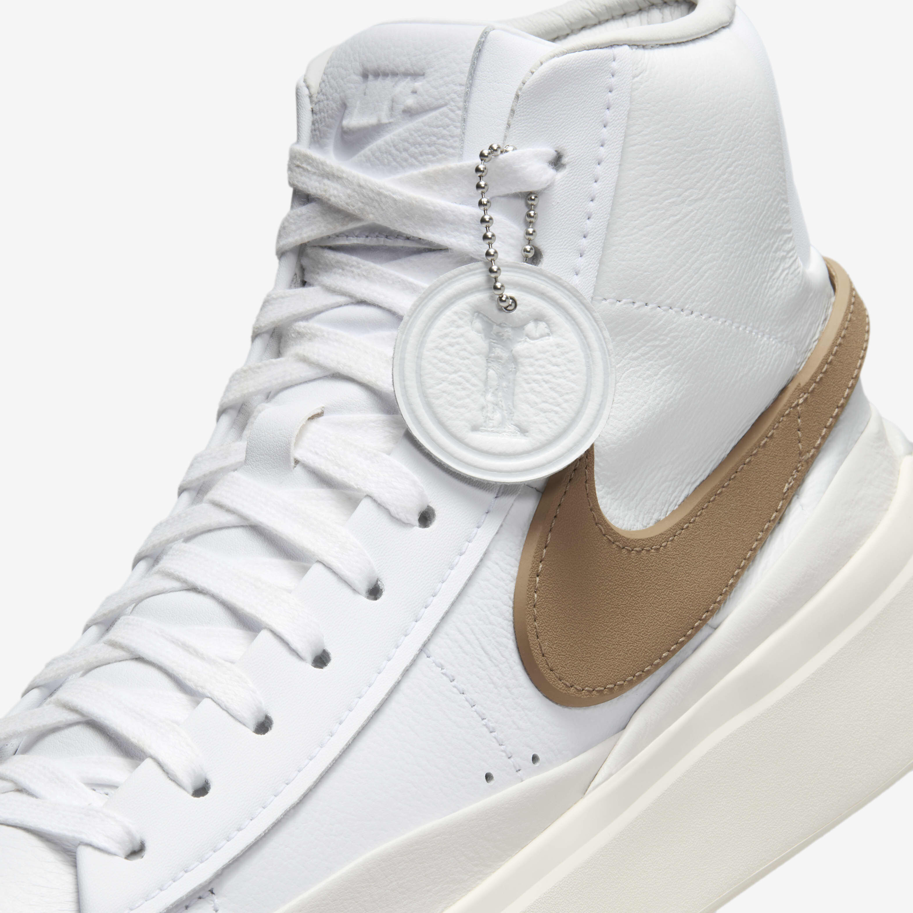 Women's nike blazer mid premium casual shoes discount